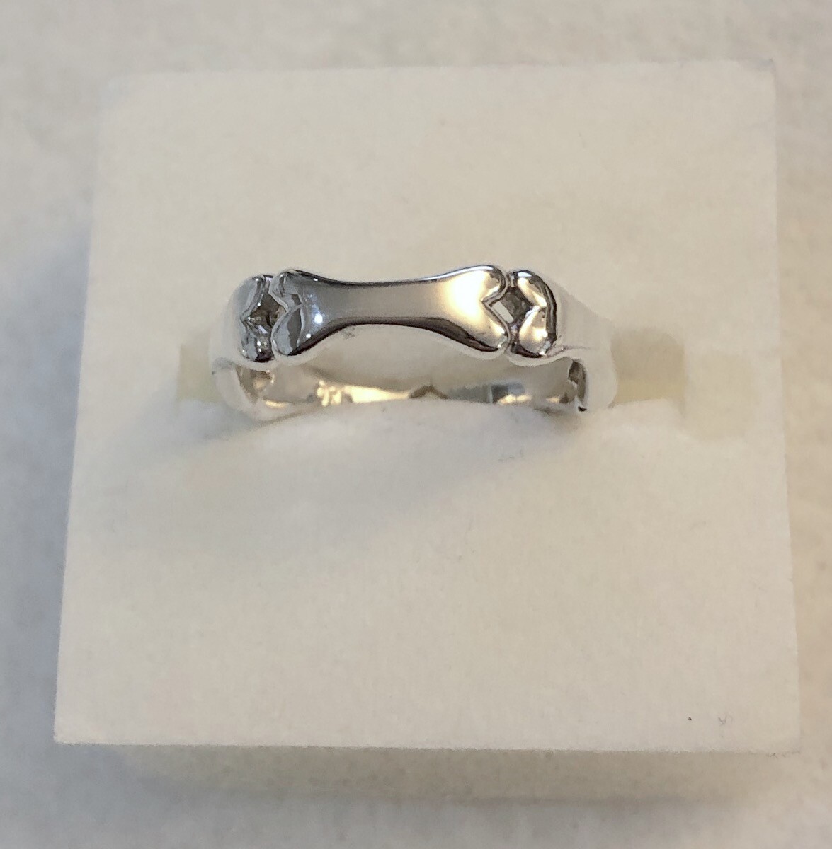 Wildthings Sterling Silver Dog Bone Ring Sizes 5-6-7-8-9