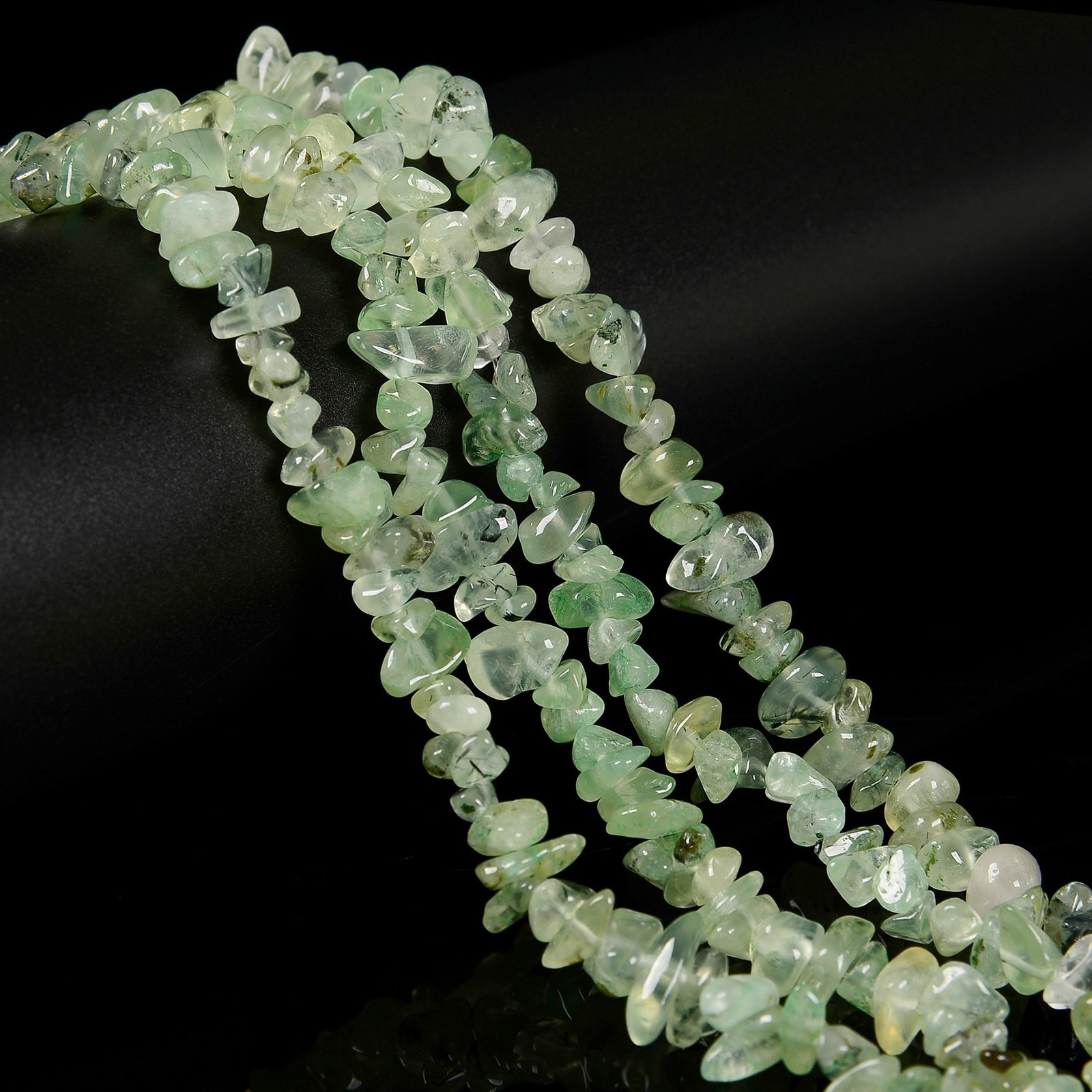 Natural Prehnite Irregular Pebble Nugget Chips Beads Size 7-8mm 32″ Strand