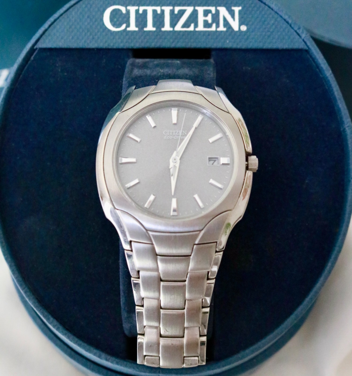 Citizen Eco-Drive Mens Watch 38mm Gray Dial Date E111-S022240 Stainless