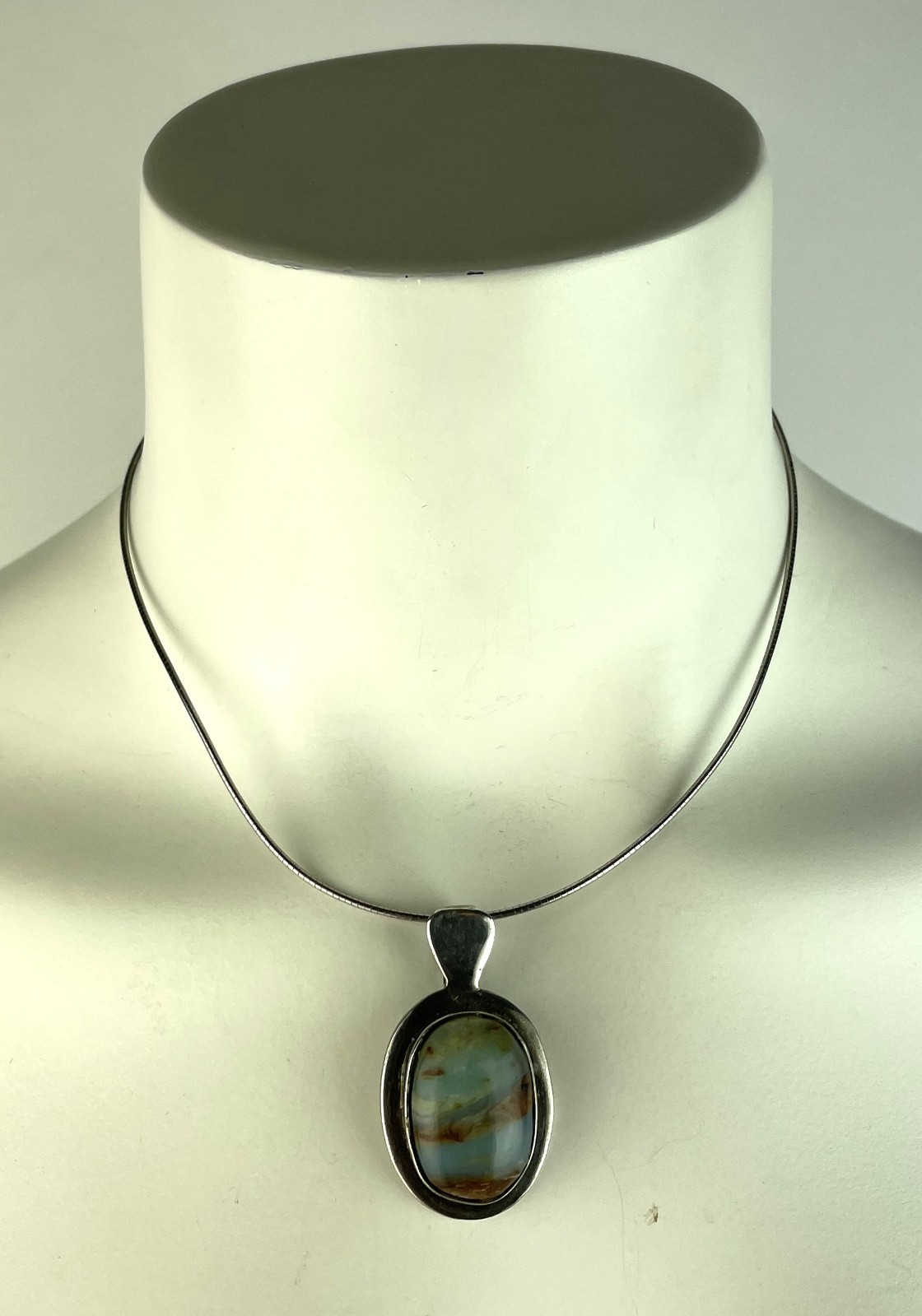 VTG Sterling Silver OMEGA STUDIO PIECE Aquaphrase Chalcedony Necklace 16″