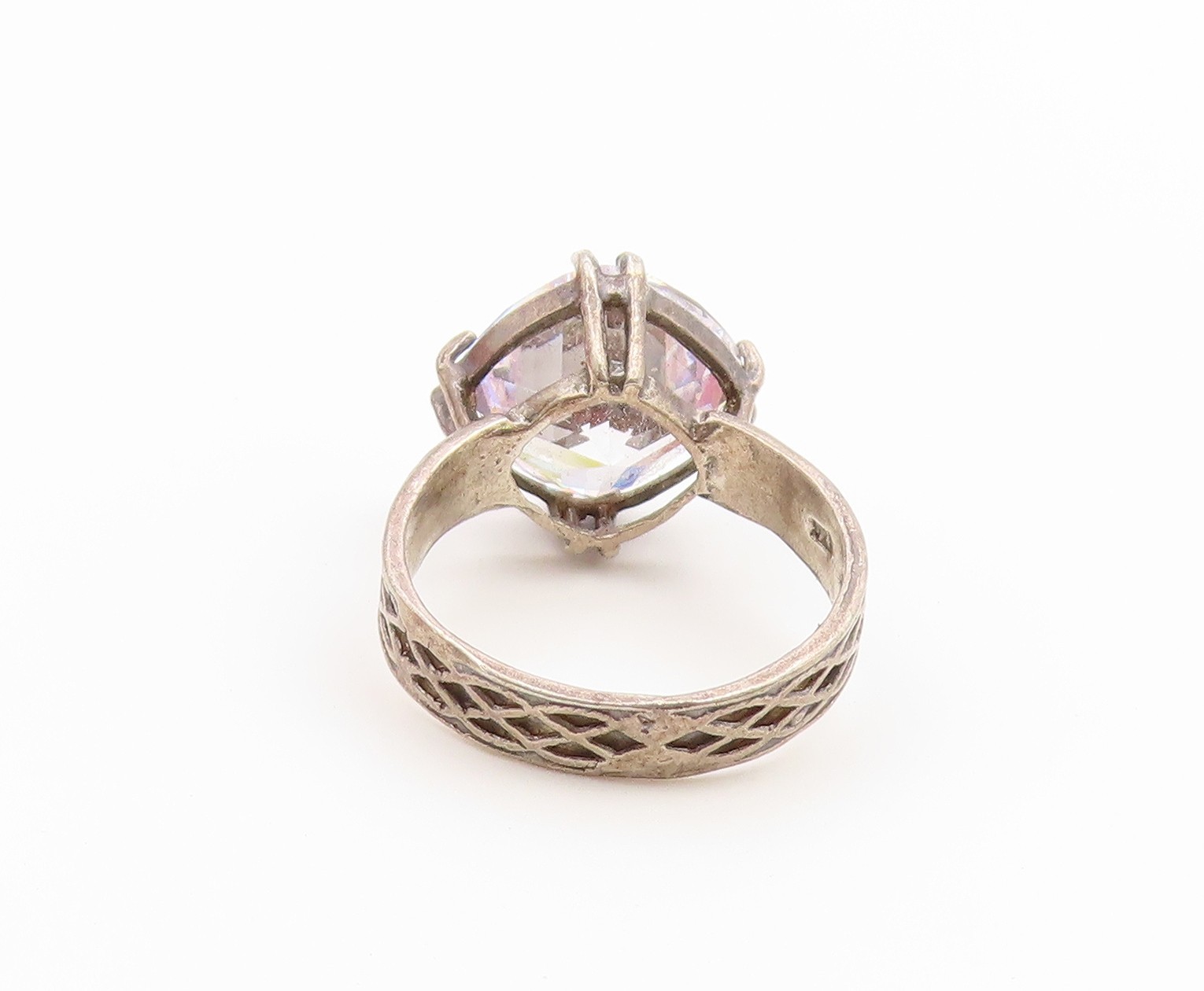 925 Sterling Silver Vintage Ring ISRAEL CZ Textured Latticework Sz 7.5 RG36884