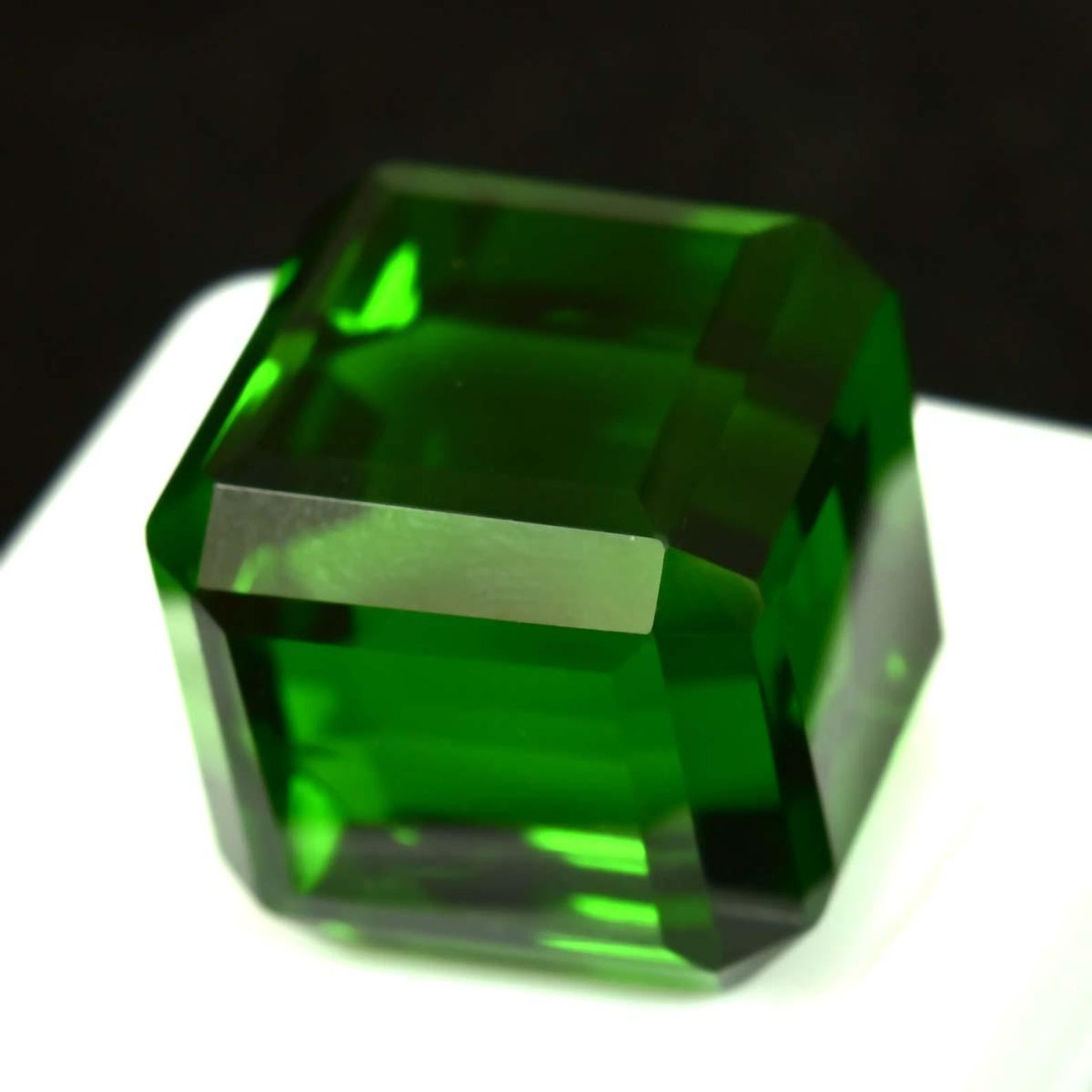 Green Emerald 100 Ct Colombian Huge Cube Cut Natural Certified Loose Gemstone