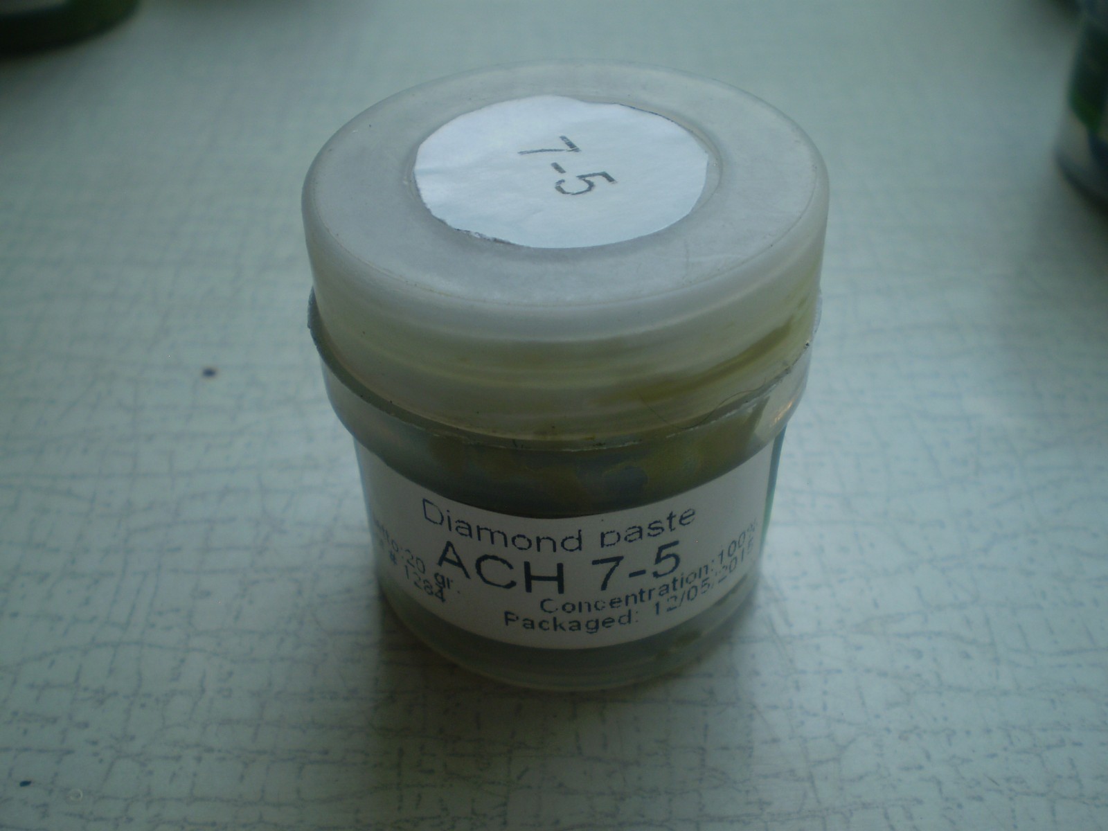9 x 40 gr. Diamond polishing paste, diamond lapping compound 1/0 – 40/28 µ
