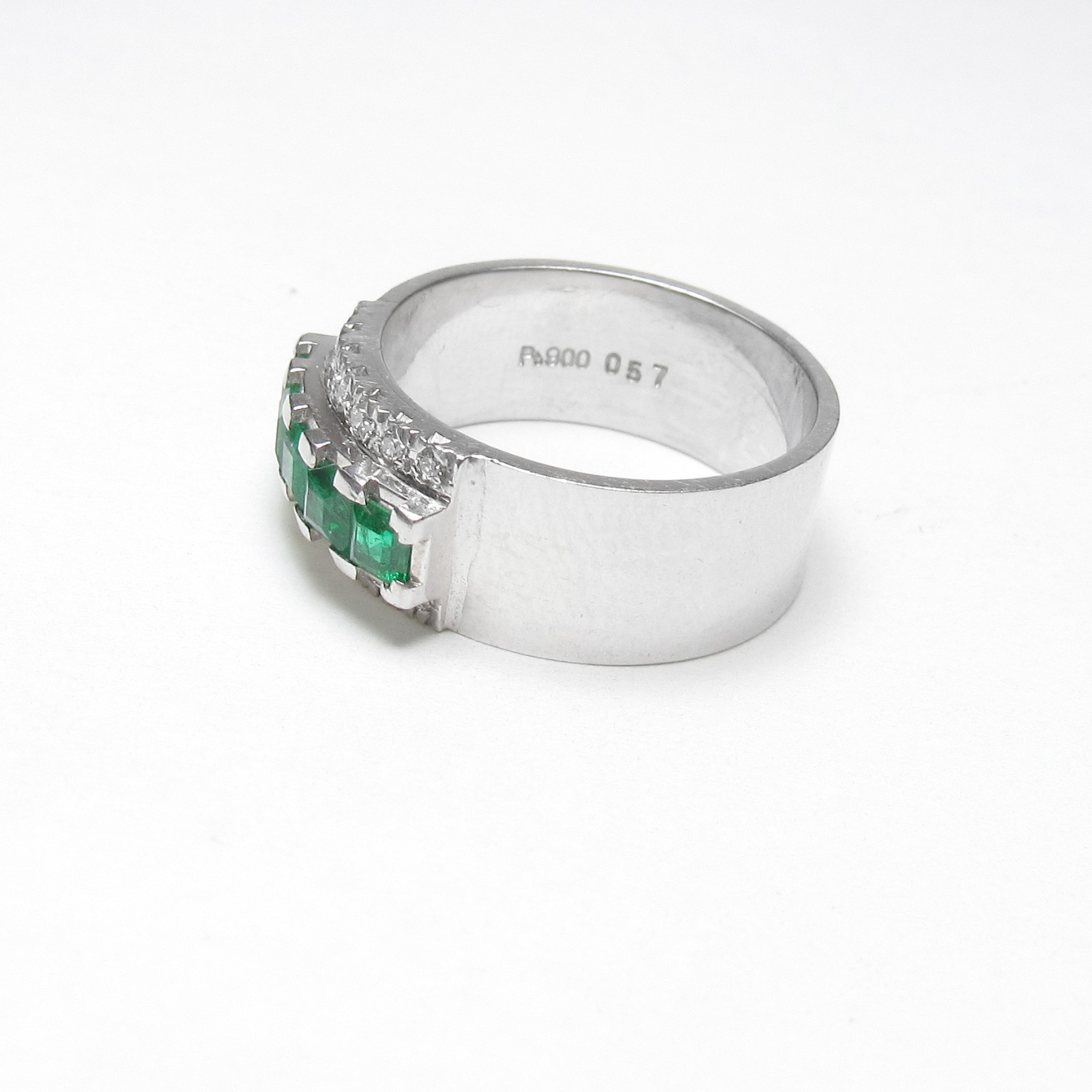 Platinum 5 Natural Square Cut Shamrock Green Emerald And Diamond Ring 0.57 Cts