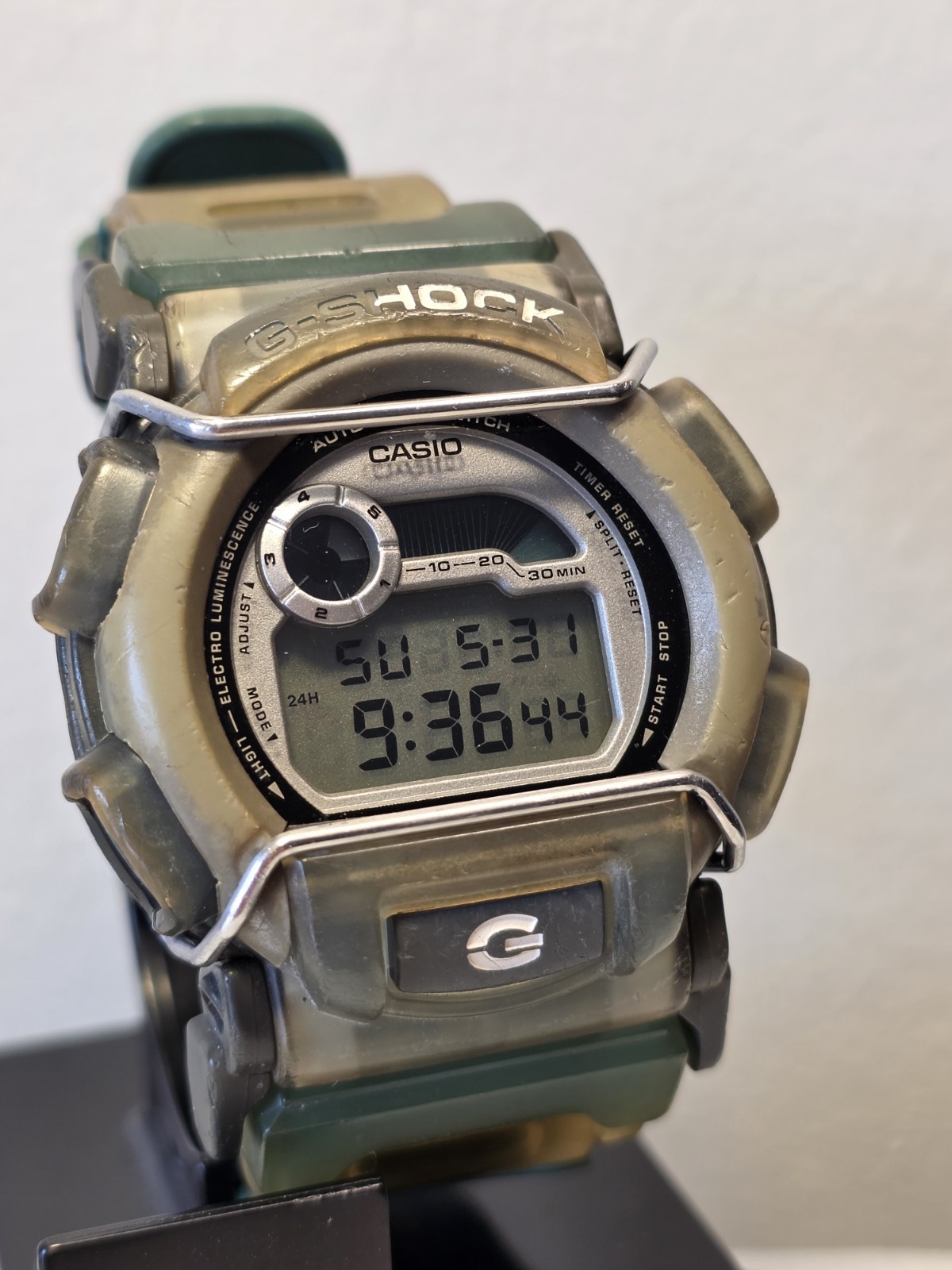 Casio G Shock 1647 DW-003 G-LIDE Men’s Surfing Gear Digital Watch New Battery