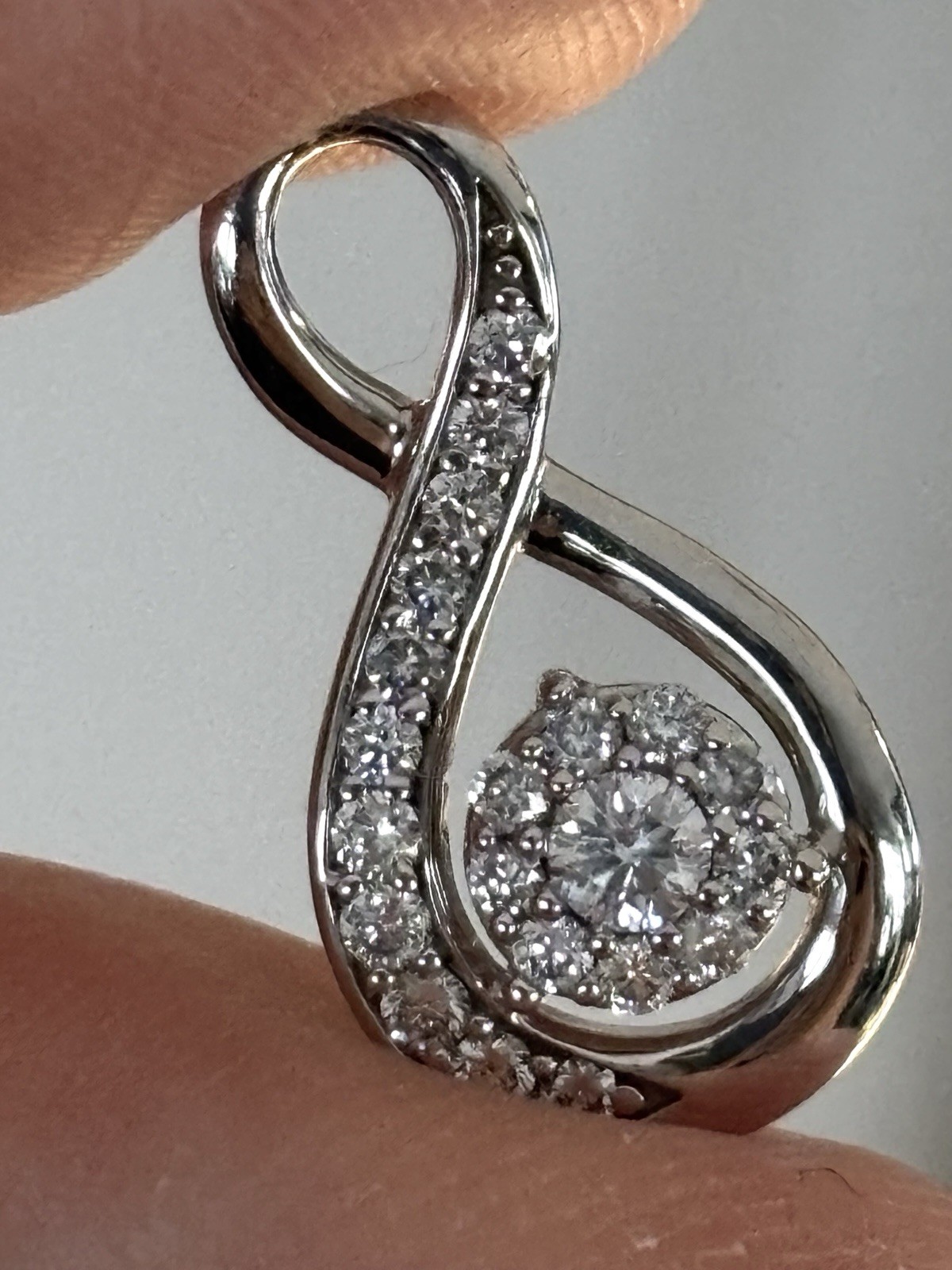 $855 IGI Certified 14K White Gold 1/3 Ct H/I1 Infinity Diamond Necklace Pendant