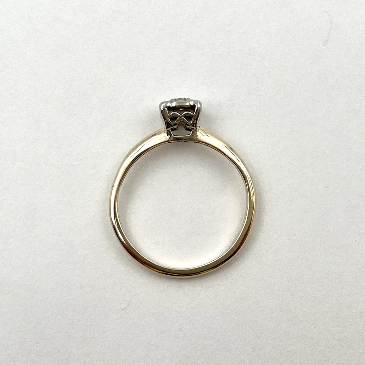 10k Gold Vintage Square Setting 0.05ct Round Diamond Ring Size 7.5 (LO1004839)