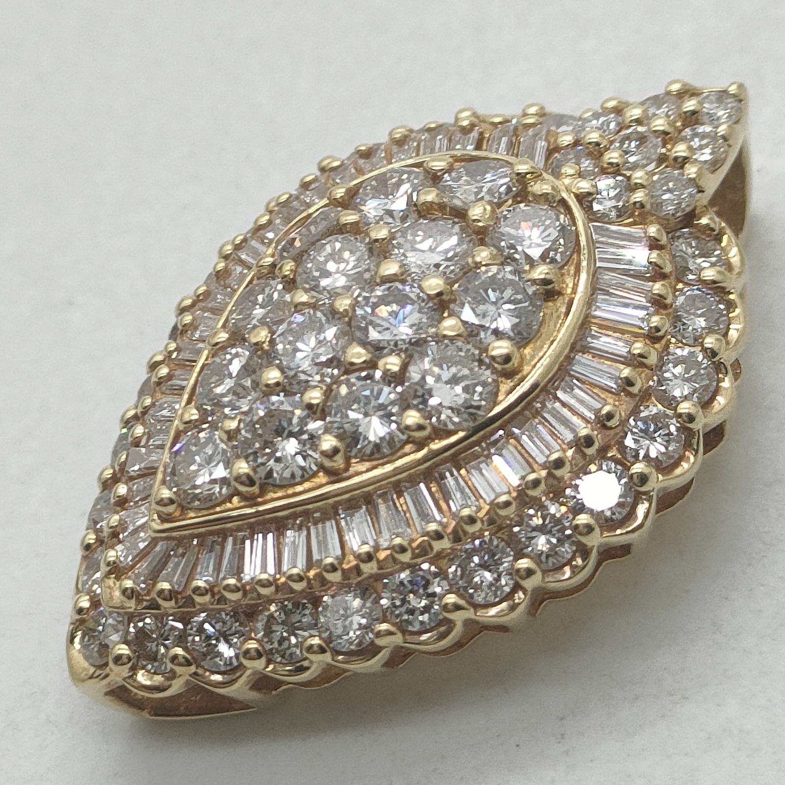 Jewelry Pendant Head Natural Diamond 2.52ct Gold 2662901