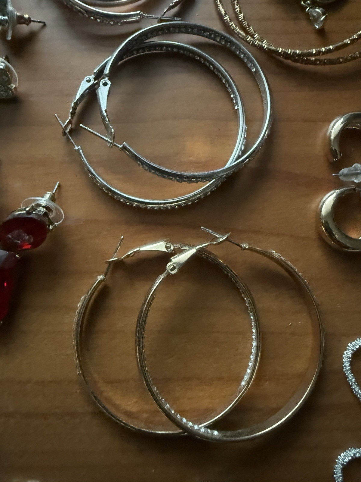 Lot 35+ Modern FASHION JEWELRY Rings, Necklaces, Earrings All Wearable!!