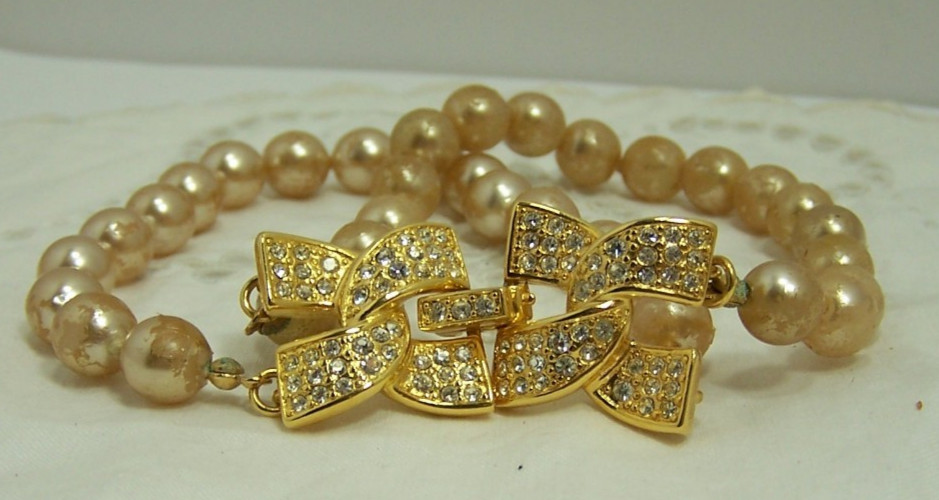 Vintage KJL Rhinestone and White Cream Pearl Beaded 2 Strand Bracelet 7″