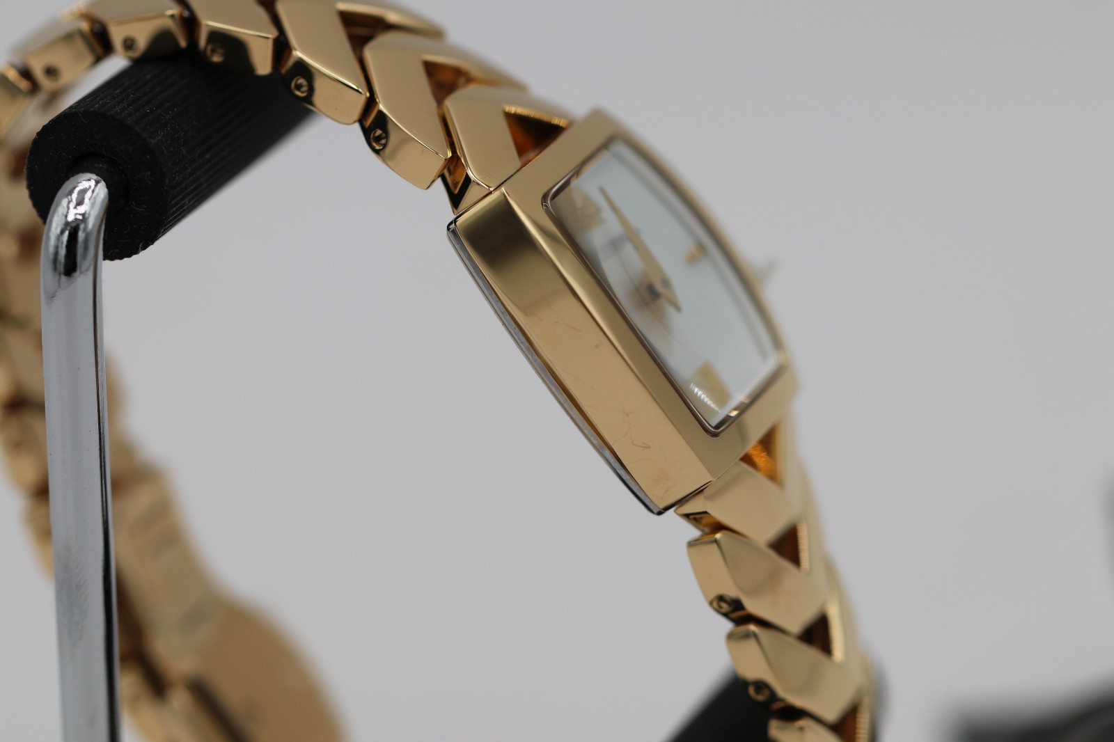 Bulova Classic 97L183 Mother of Pearl Dial Gold SS Women’s Watch | MSRP $550