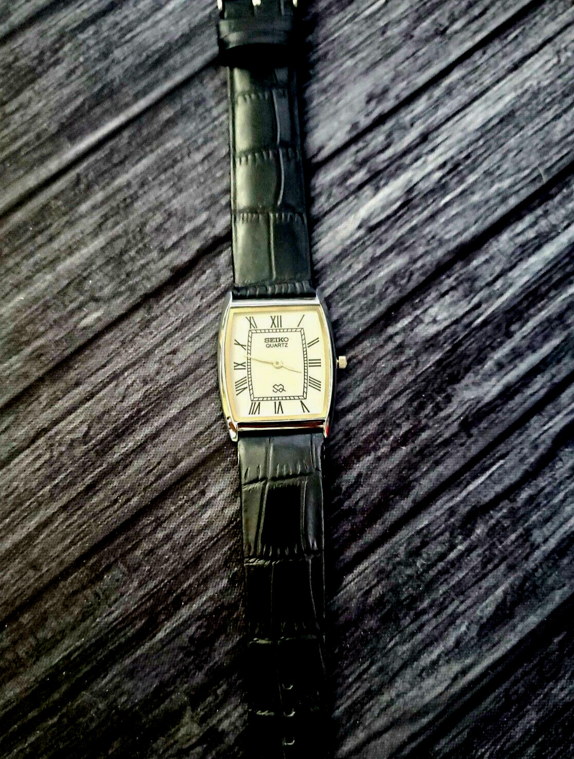 Rare Vintage Barrel Tonneau Tank Slv Wht Blk Men Dress Watch New Mov Batt-