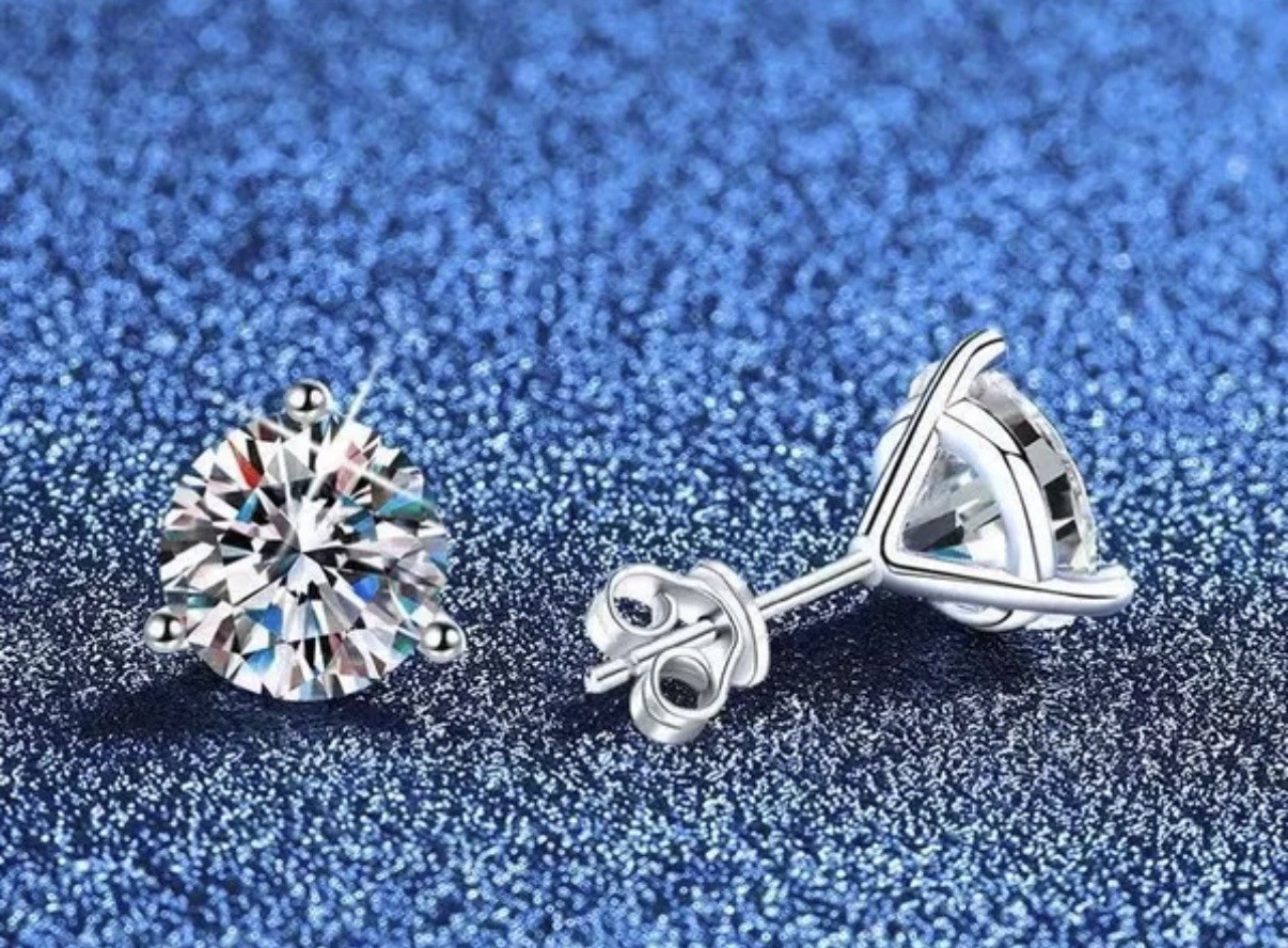 1CT Lab Diamond Earrings VVS1 D Martini Pushback 2CT Total