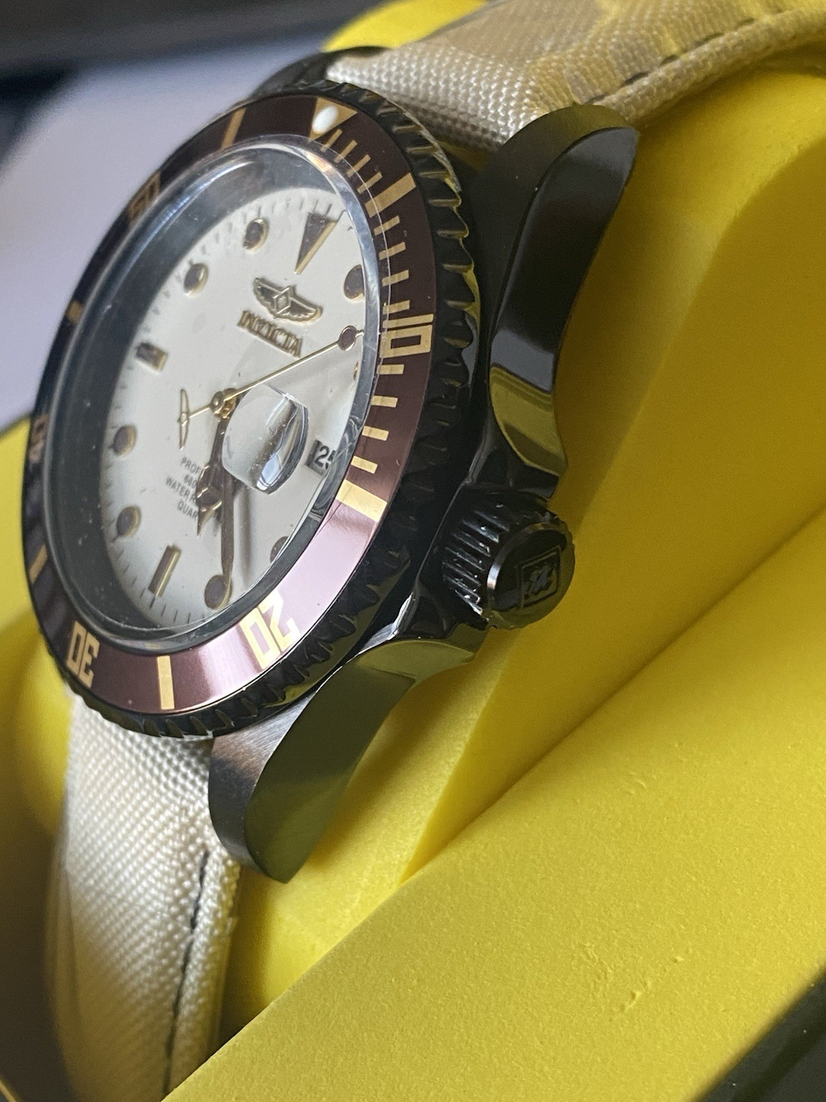Brand New Invicta Pro Diver Exovian Men’s Watch 42mm Beige (50536)