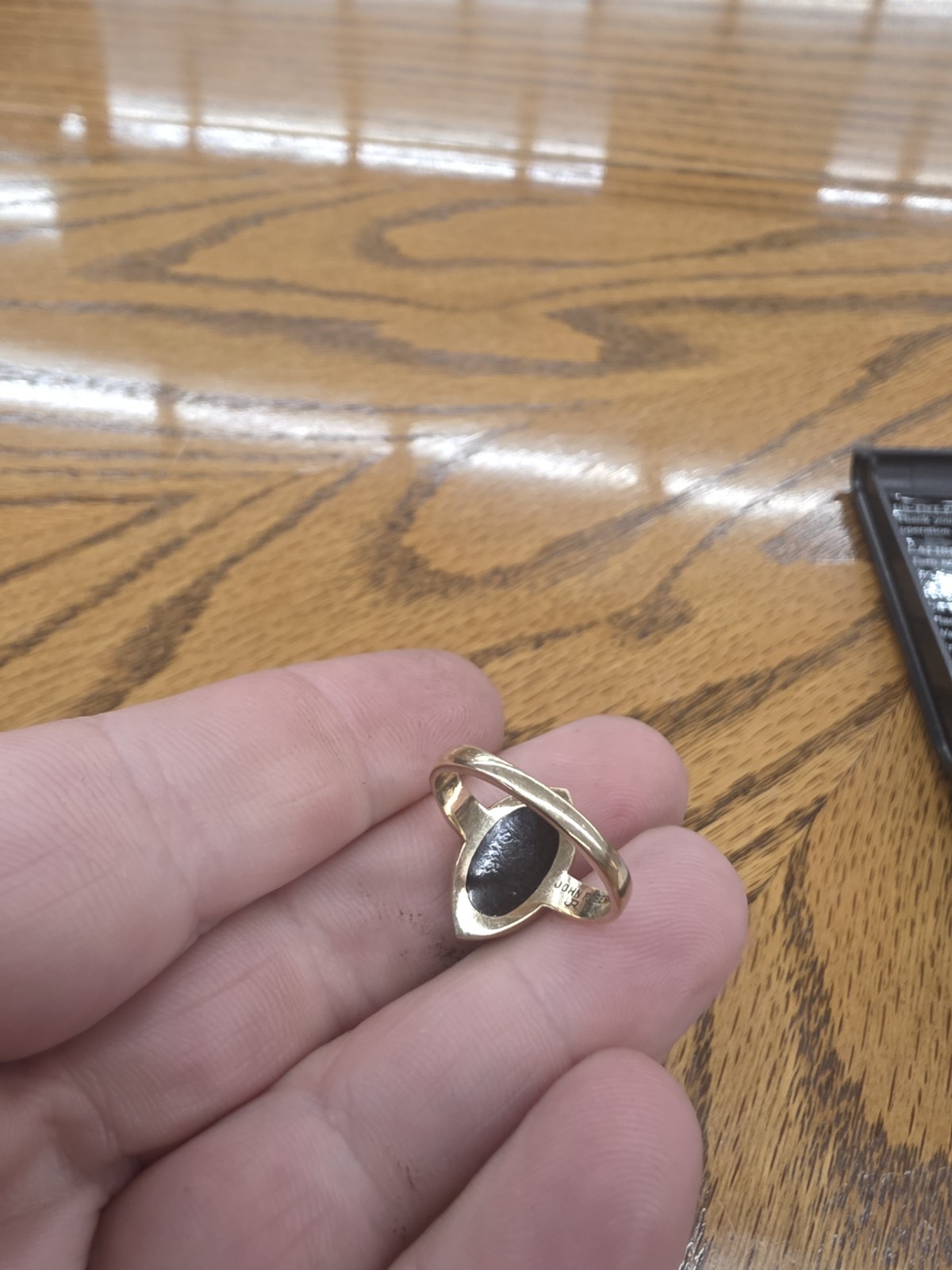 Vtg 10K Washtenaw Community College Class Ring Gold Purple Stone 5.3 Grams