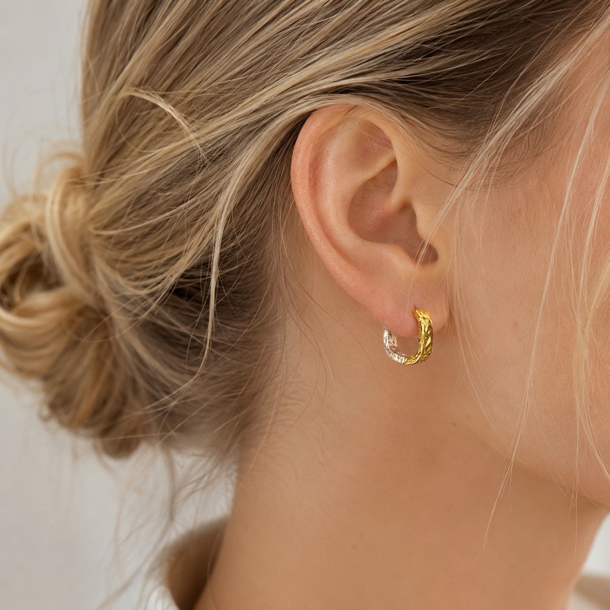 Two Tone Hammered Hoop Earrings 925 Silver Gold Silver Huggie Earrings 318