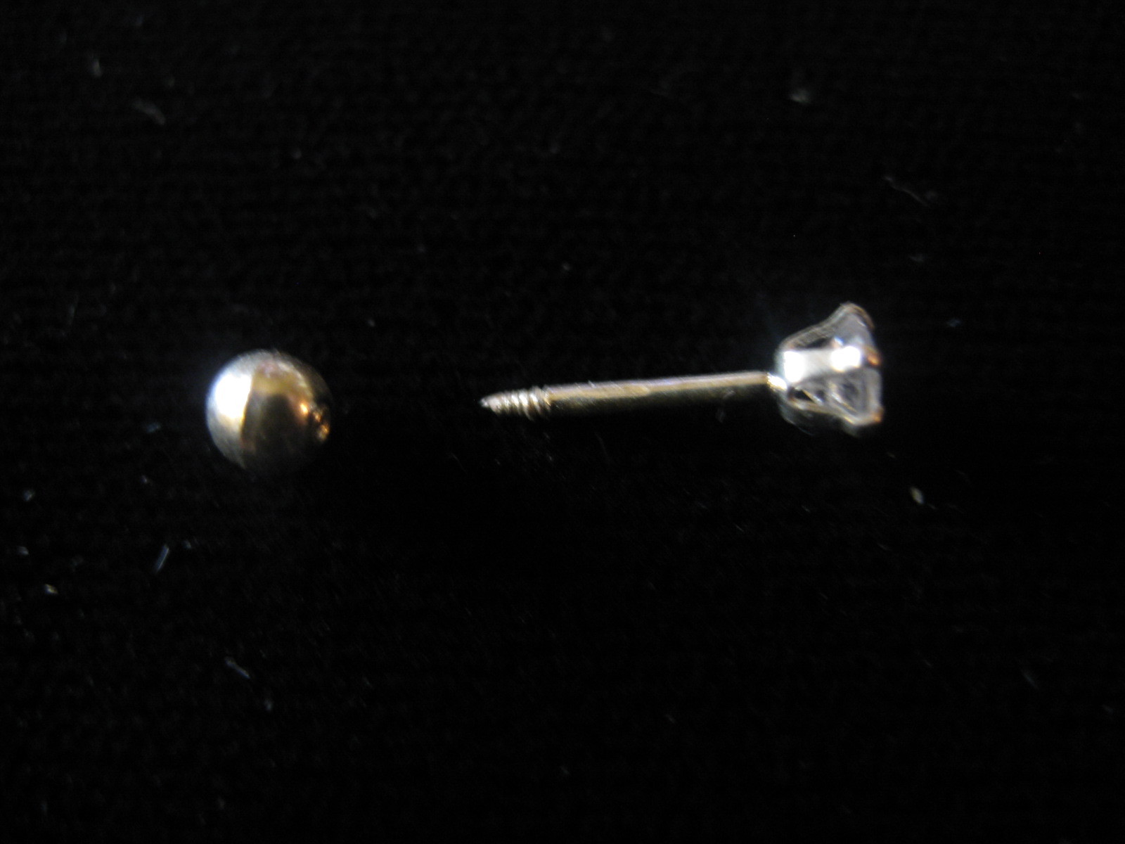 CHILD SCREW BALL BACKS TYPE EARRINGS 4MM CUBIC ZIRCONIA STONE IN STERLING SILVER