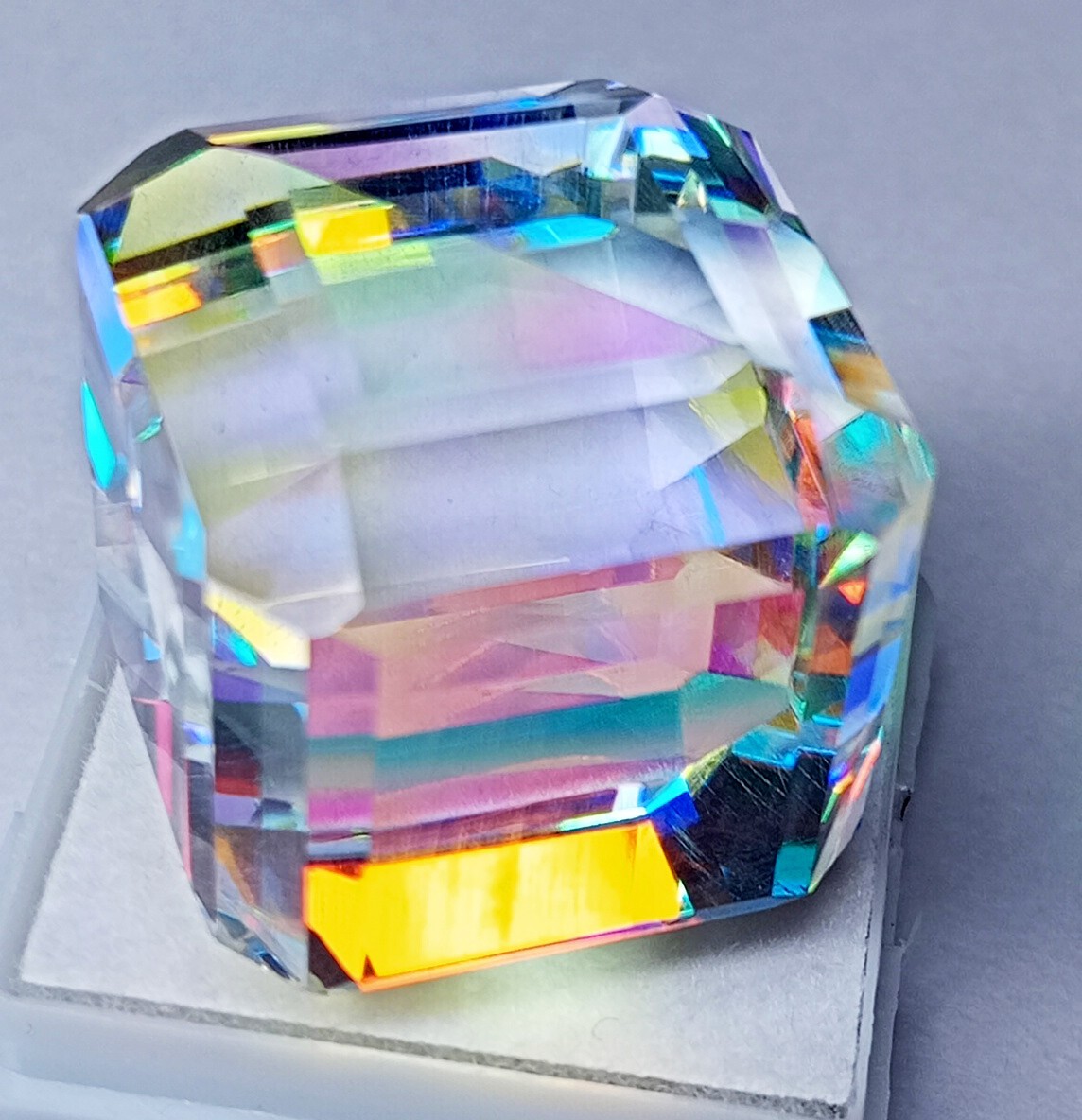 Rainbow Color Natural Mystic Topaz Cube Cut EGL Certified 100+ Ct Loose Gemstone