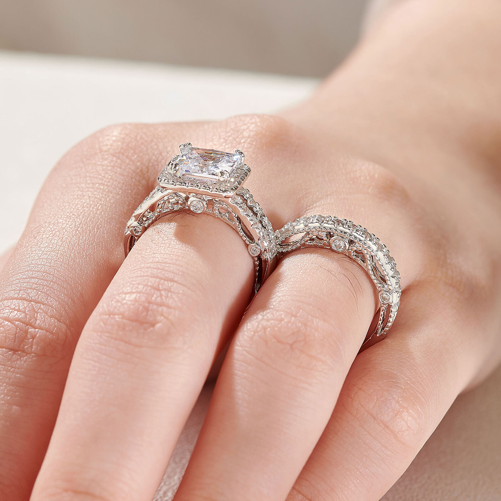 Wuziwen Wholesale 925 Silver Engagement Promise Wedding Ring Set Princess Cut CZ