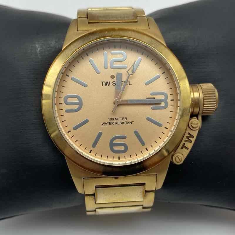TW Steel Gold Tone Stainless Steel Men’s Watch TW303 Canteen 40mm