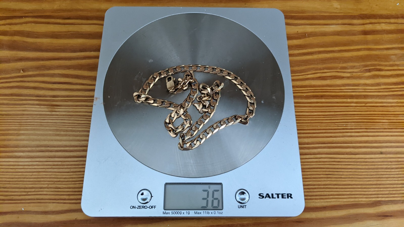 9ct Solid Gold Flat Curb Link Chain / Necklace – 51.5cm / 20.25” Length ~36g