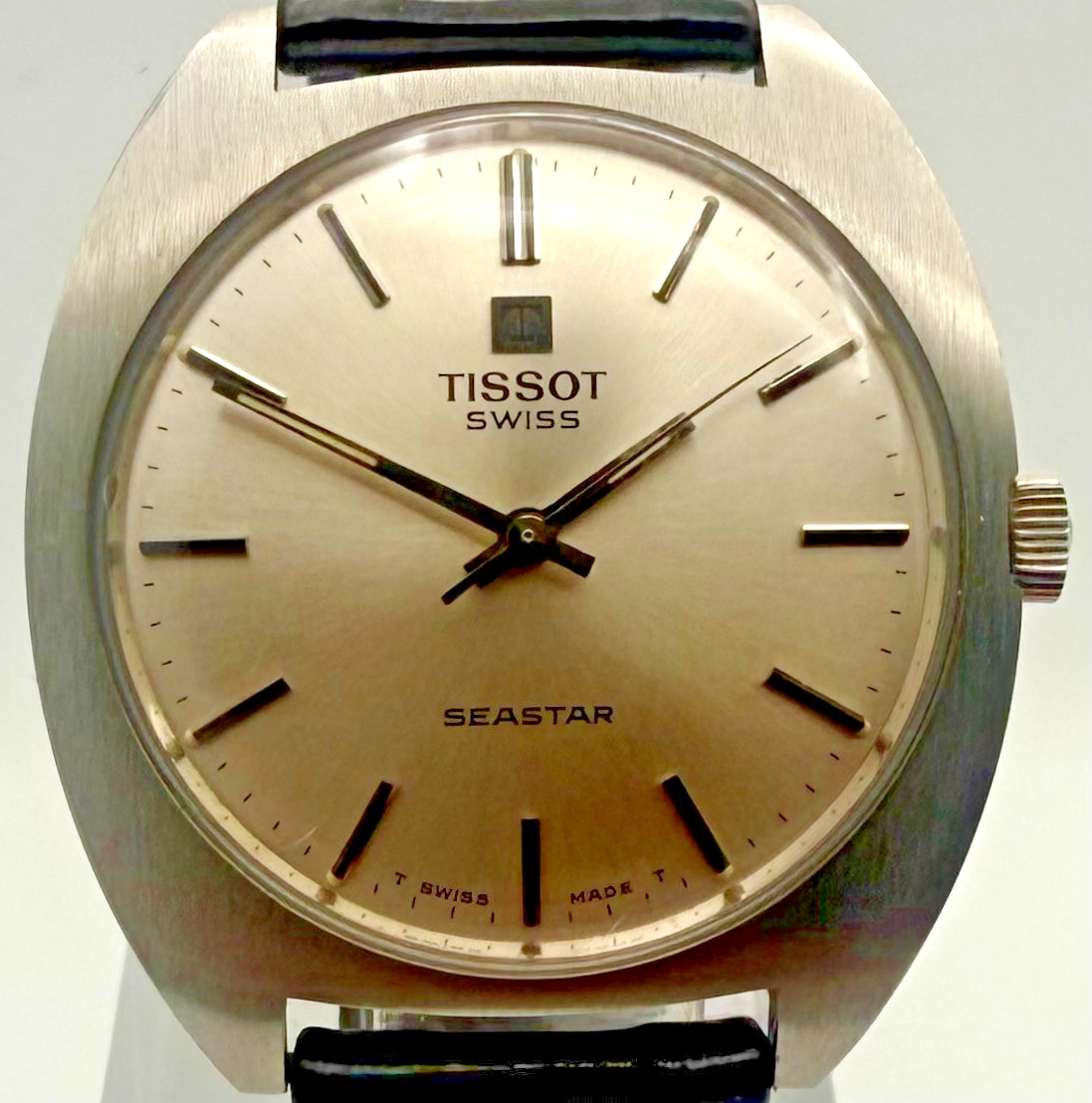Vintage 1970s Tissot Seastar Swiss Hand Wind Men’s Watch OG Crown Strap & Buckle