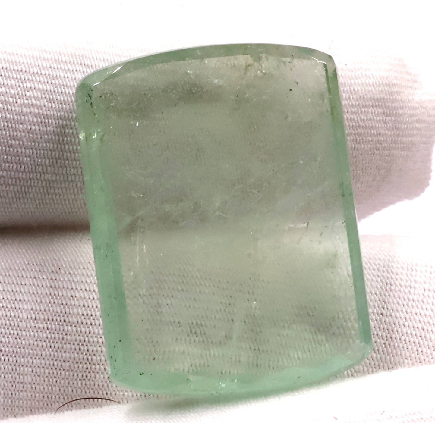Aquamarine Natural Aquamarine Green Aquamarine Cushion Shape 43.85 Crt 28×21 mm