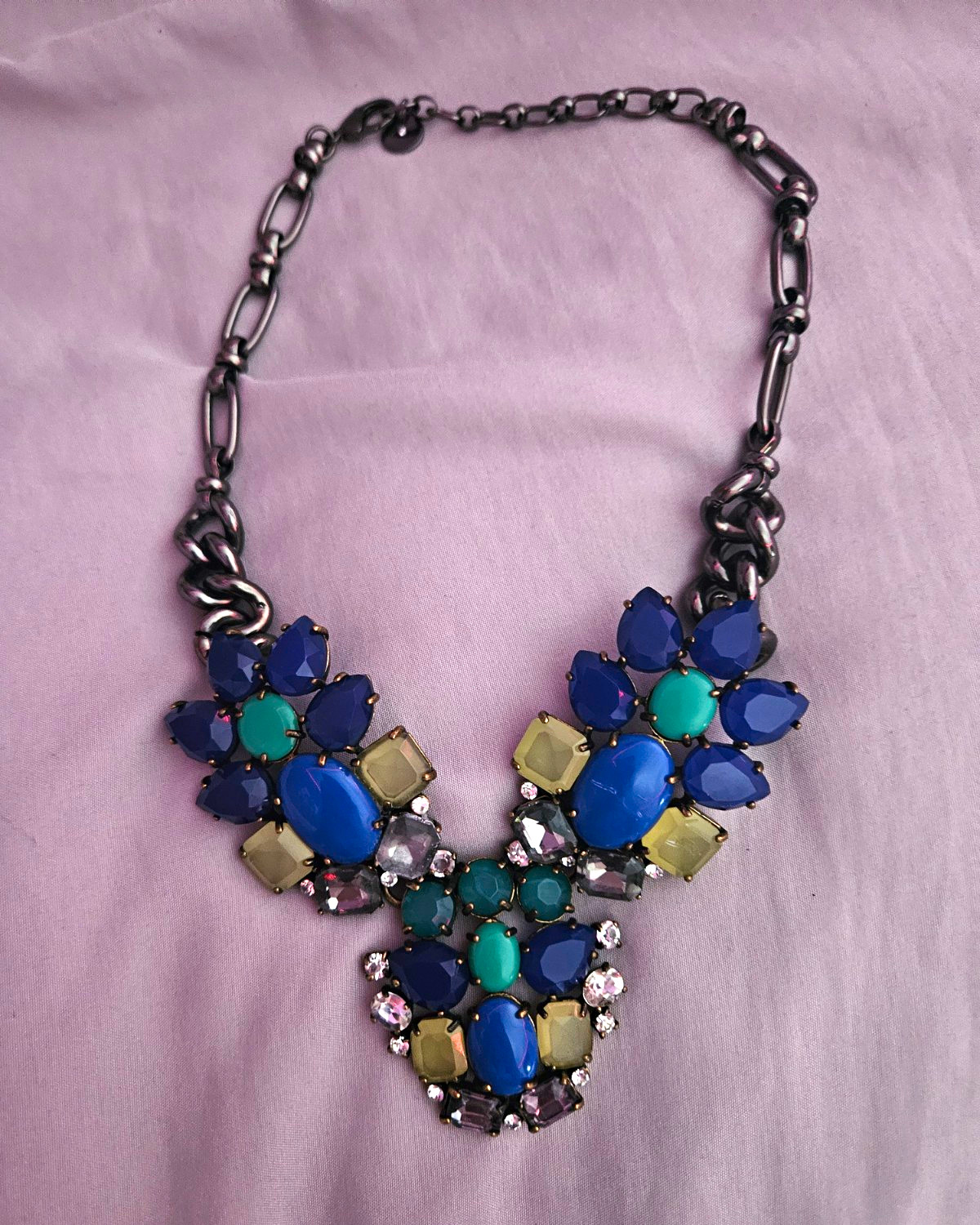 Stella & Dot Chunky Chained Necklace With Multicolored Gemstones