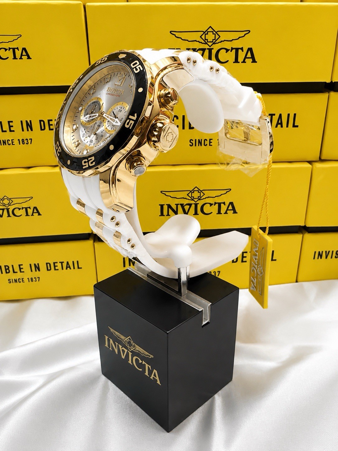 Invicta Pro Diver 20292 Men’s Chronograph White Gold Tone Watch New w/ Tag
