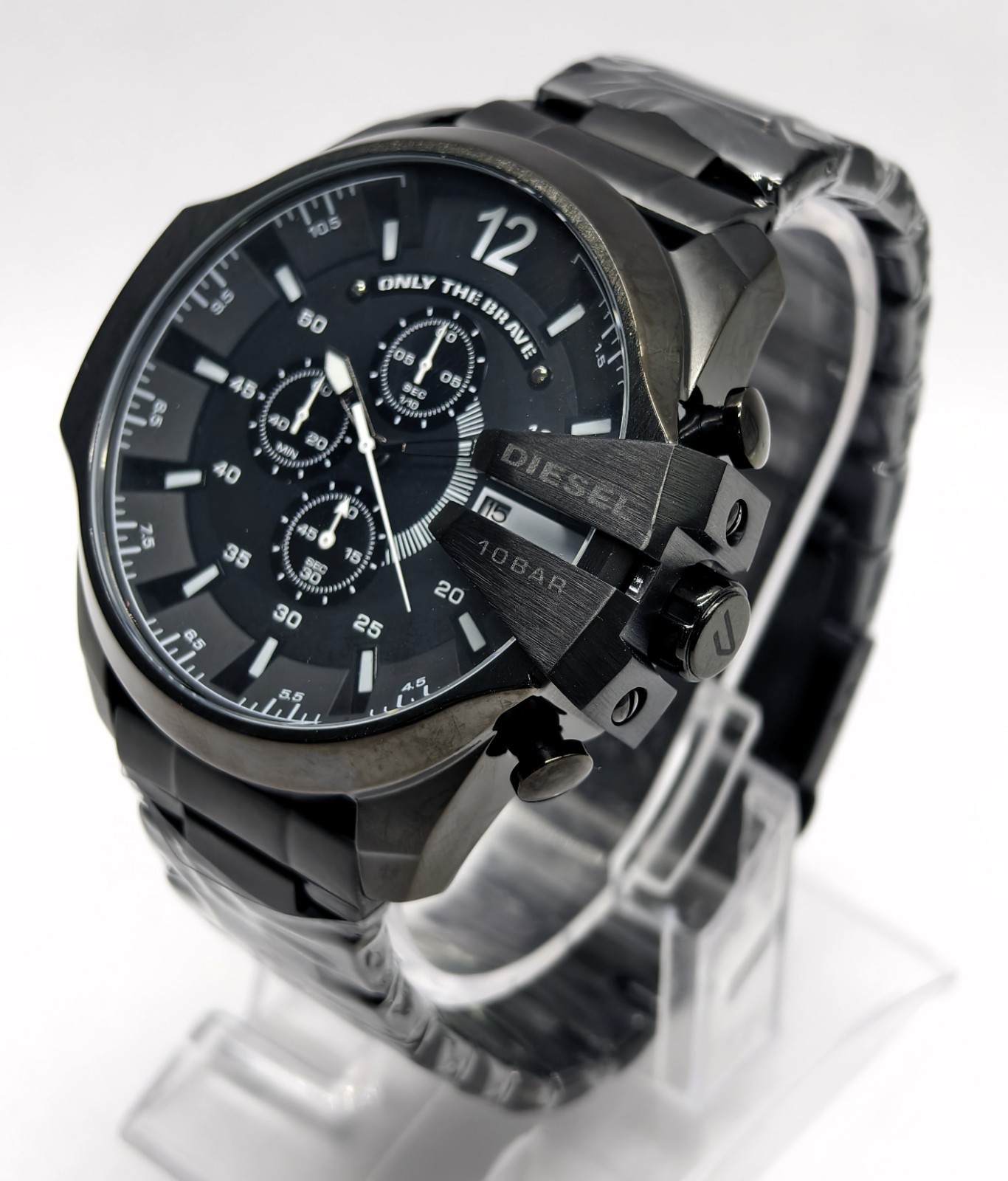 Vintage DIESEL 10 BAR Chronograph Black Dial Date Indicator Men’s Wrist Watch