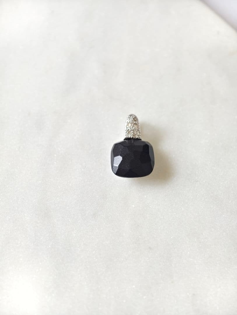 Pomellato Capri Onyx Pendant Top Faceted Black Stone Necklace Charm Italy