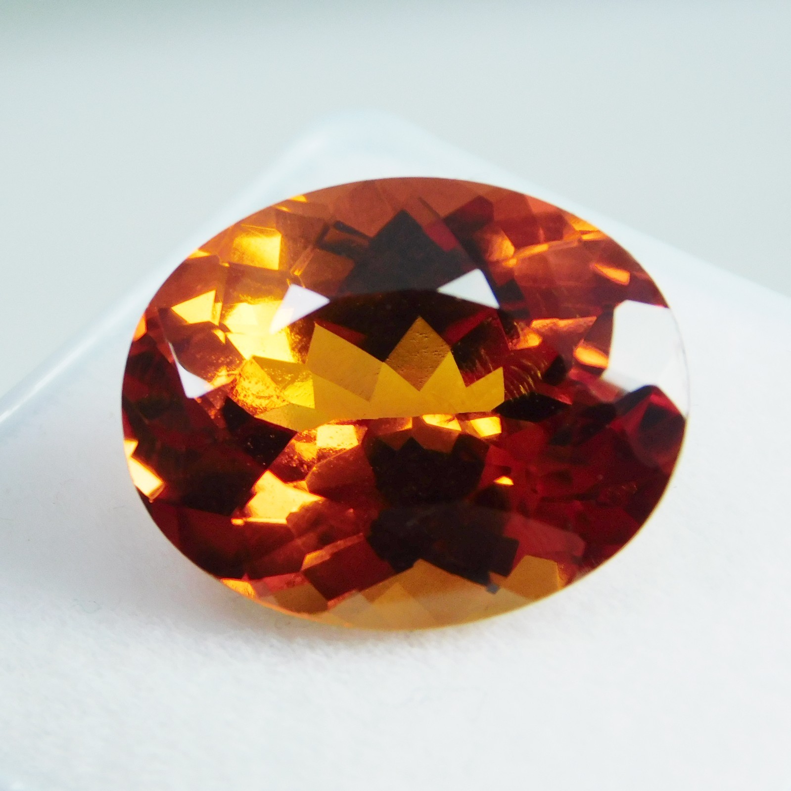 11.70 CT – AAA Natural Medagascar Orange Umba Sapphire Oval Cut Loose Gemstone
