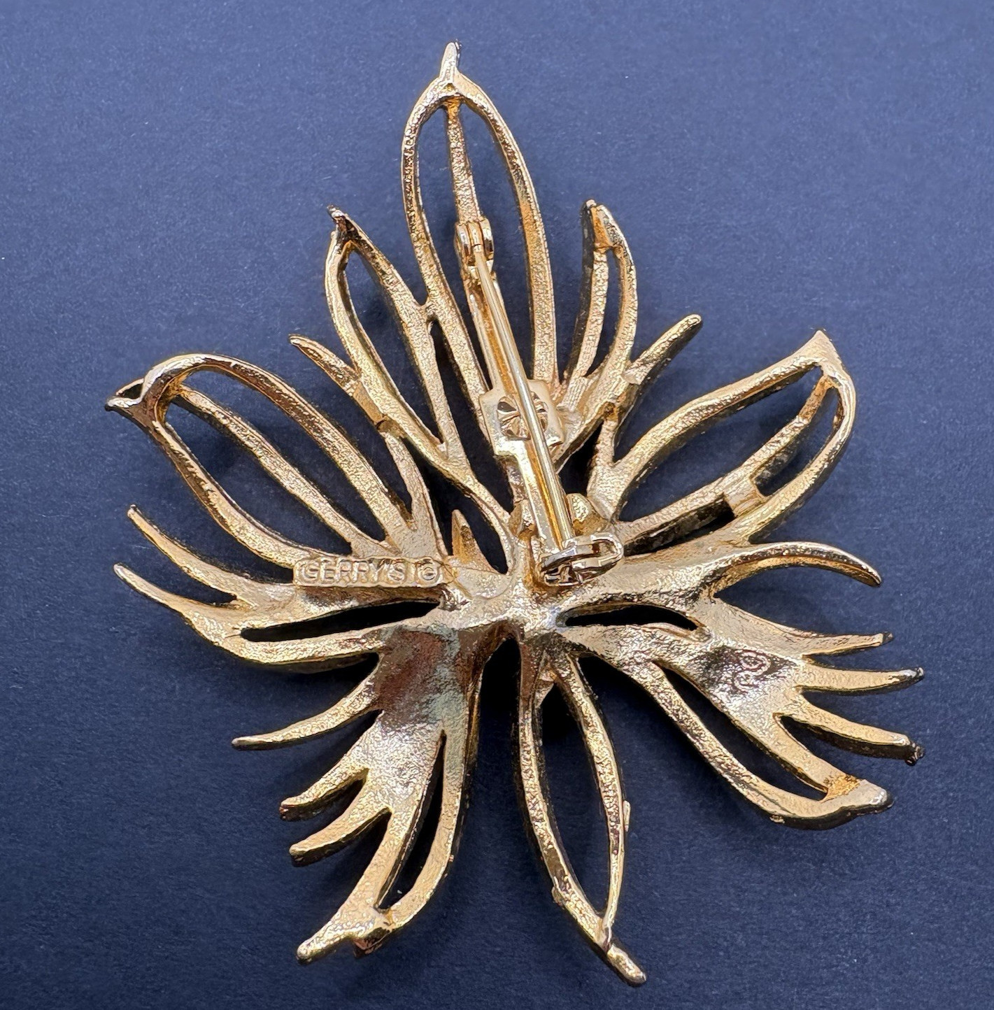 Vintage Gerry’s Floral Spray Brooch Gold Tone Nature Classic 2.5″