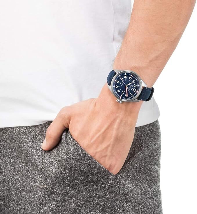Includes Box CITIZEN ECO DRIVE Solar AW5000 16L Military Men s Watch Wristwatch