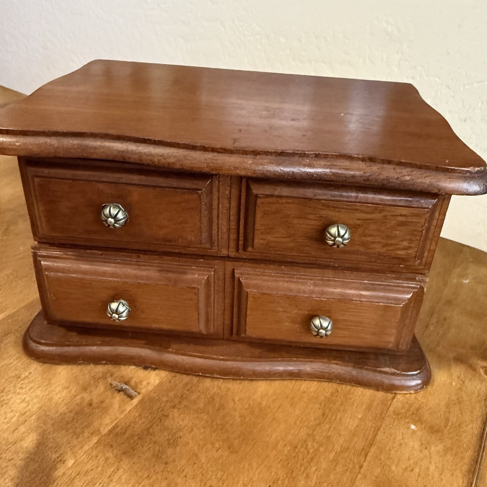 Vintage Mele Wooden Flip Top Jewelry Box Table Top