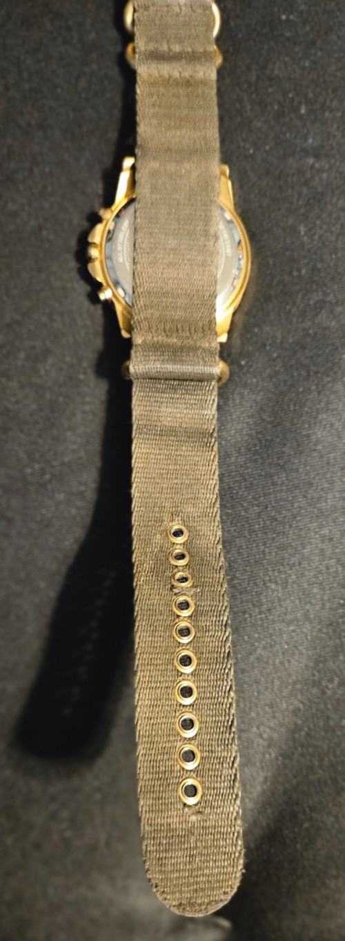 Sperry Top-Sider A126-13 103073 Gold Tone Watch Nylon Strap New Battery Running