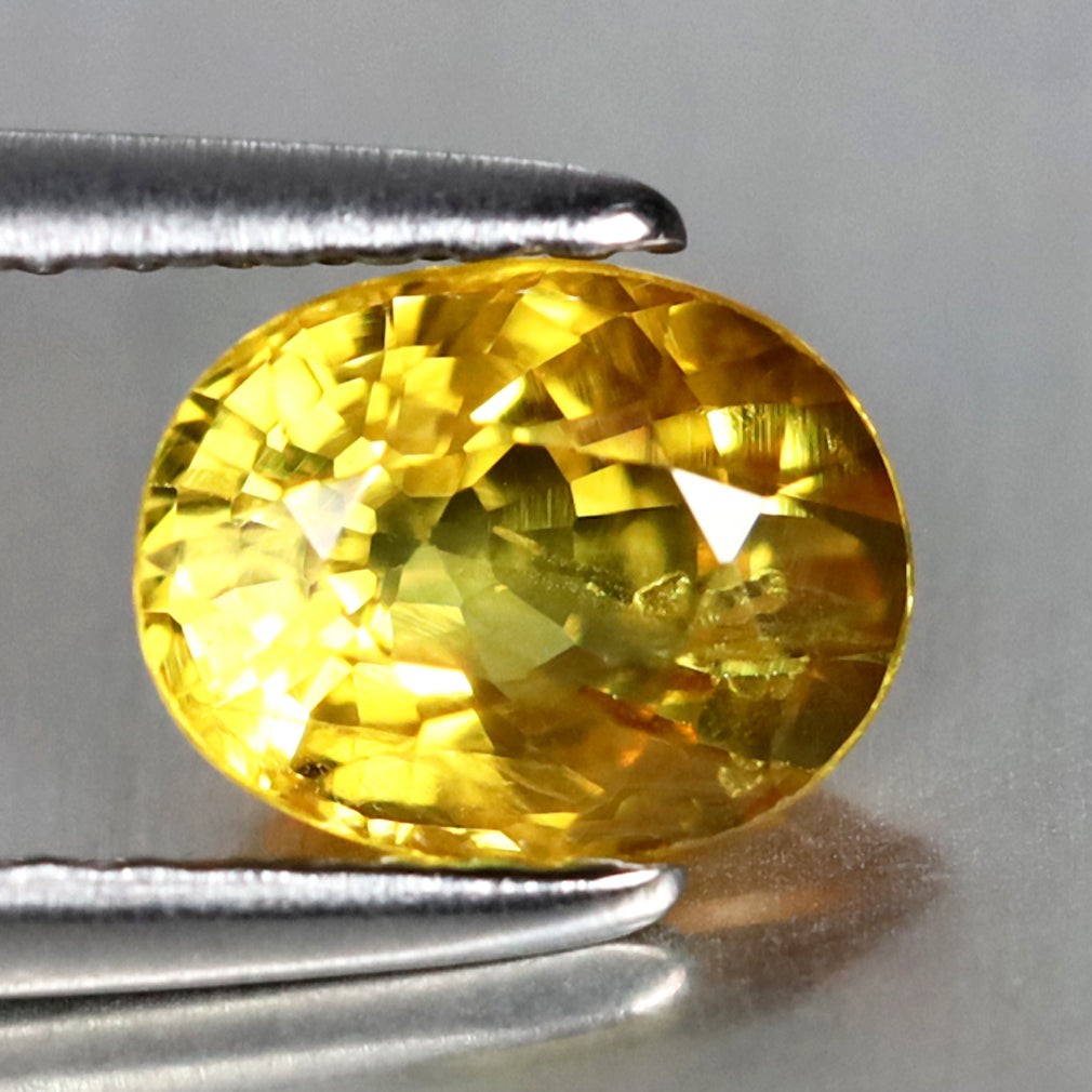 1.20 ct Oval (6.82 x 5.36 mm) Heated Natural Sri Lanka Yellow Sapphire Gemstone