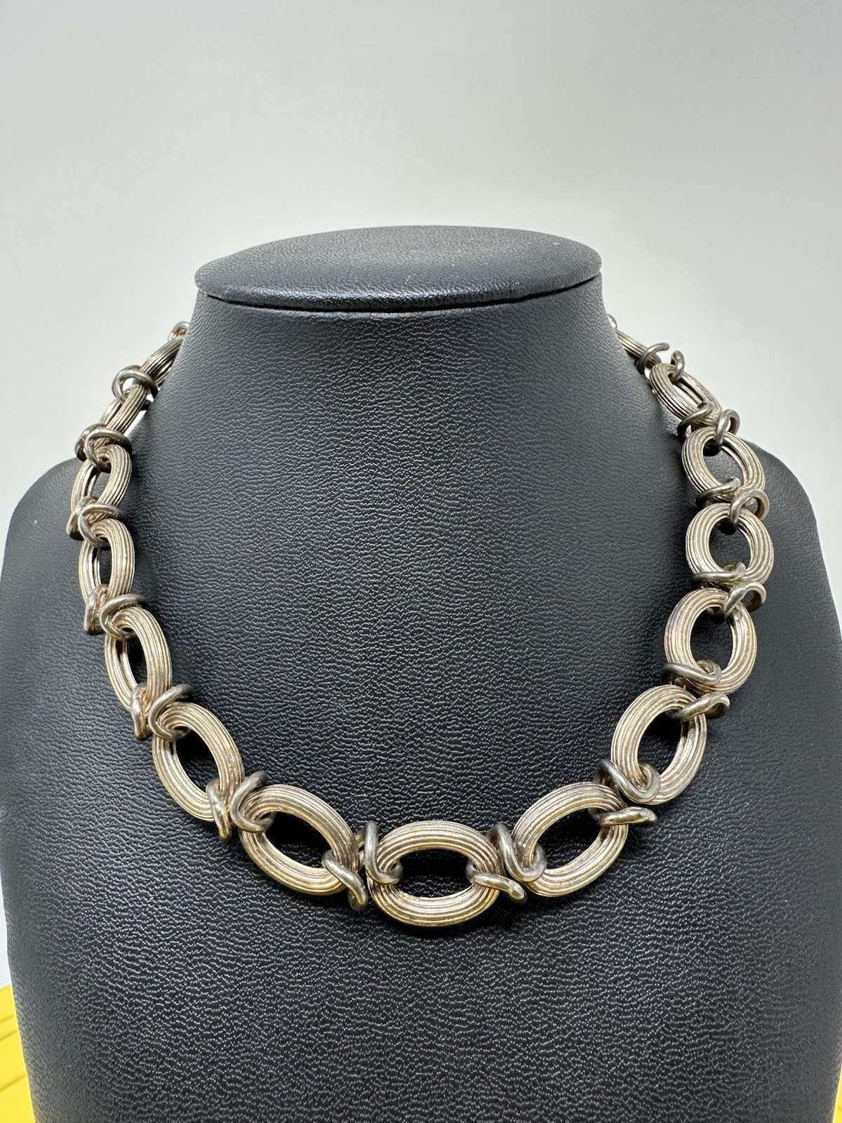 Sterling Silver Italian Oval-Link Chain Choker Necklace Elegant Modern 62g 15 In