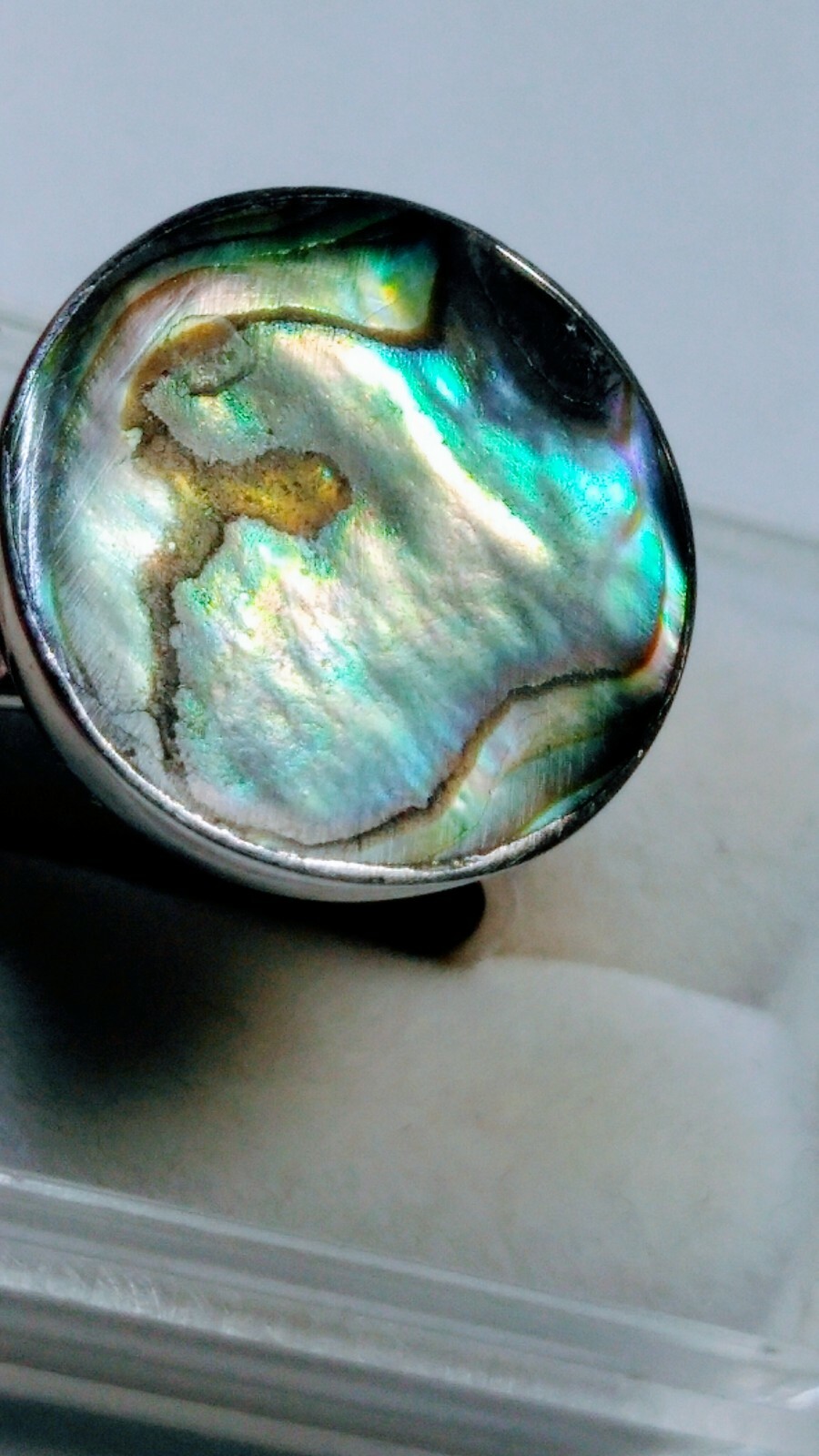 SPECTACULAR ABALONE SHELL INLAYS IN STERLING SILVER.925 RING SIZE 8.75-9.0!