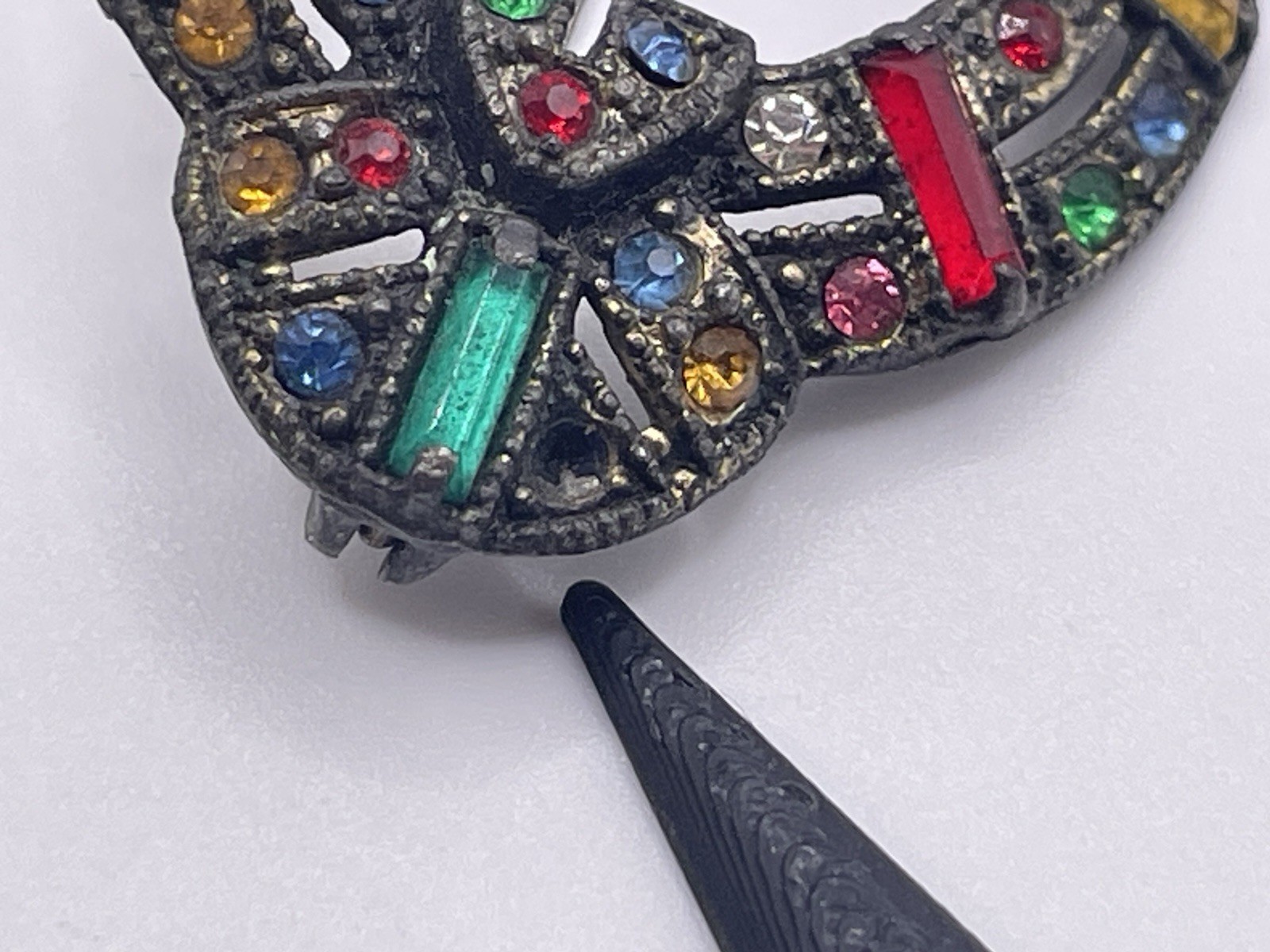 Vintage Art Deco Czech Brooch Pot Metal Rhinestone Multicolor READ
