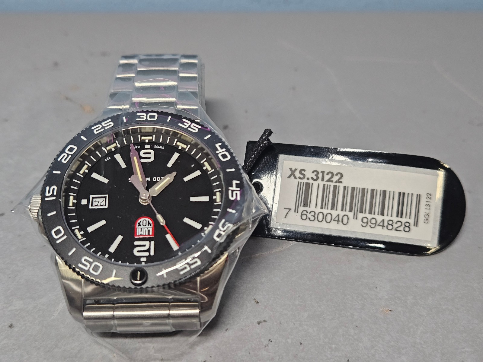 Swiss Luminox Pacific Diver men’s Stainless Black Dial Tritium Watch XS.3122.M1
