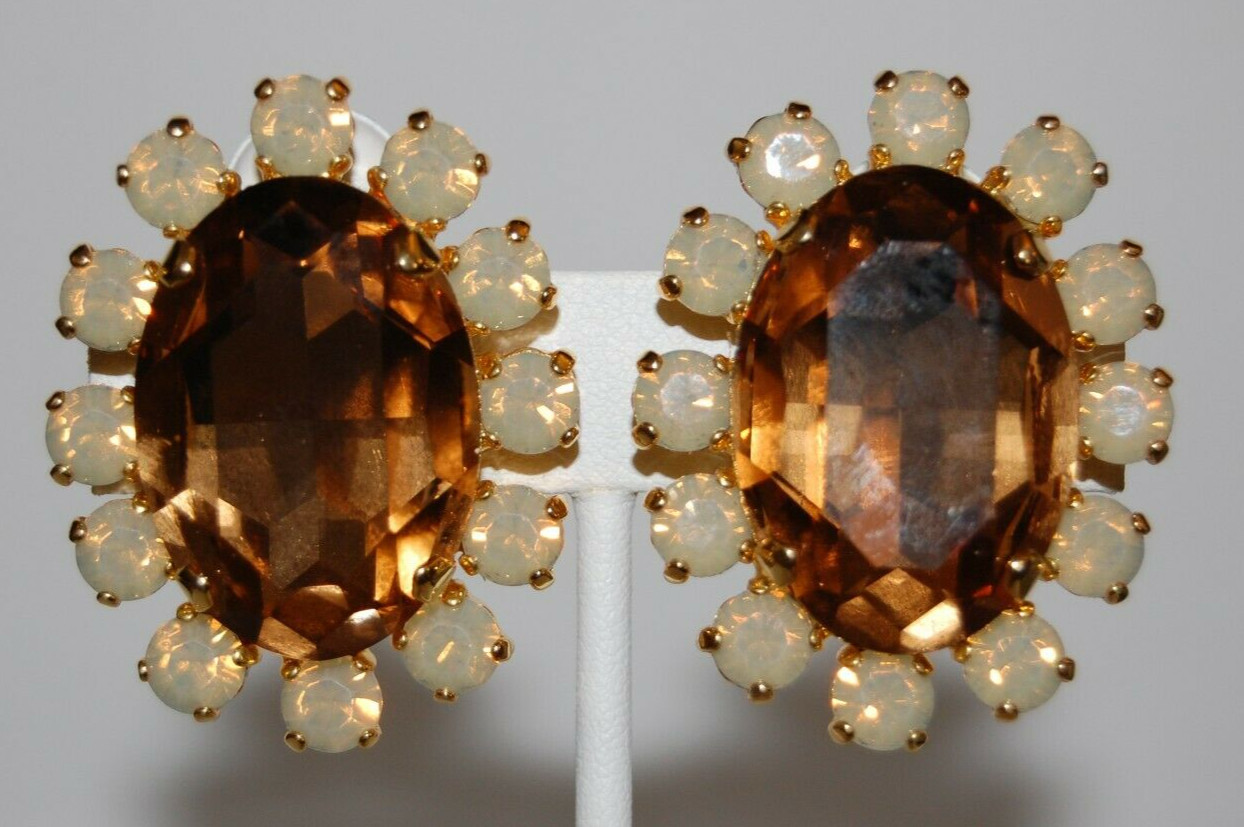 ELEGANT VTG RHINESTONE COUTURE LARGE AMBER OVAL & ICED CRYSTALS CLIP-ON EARRINGS