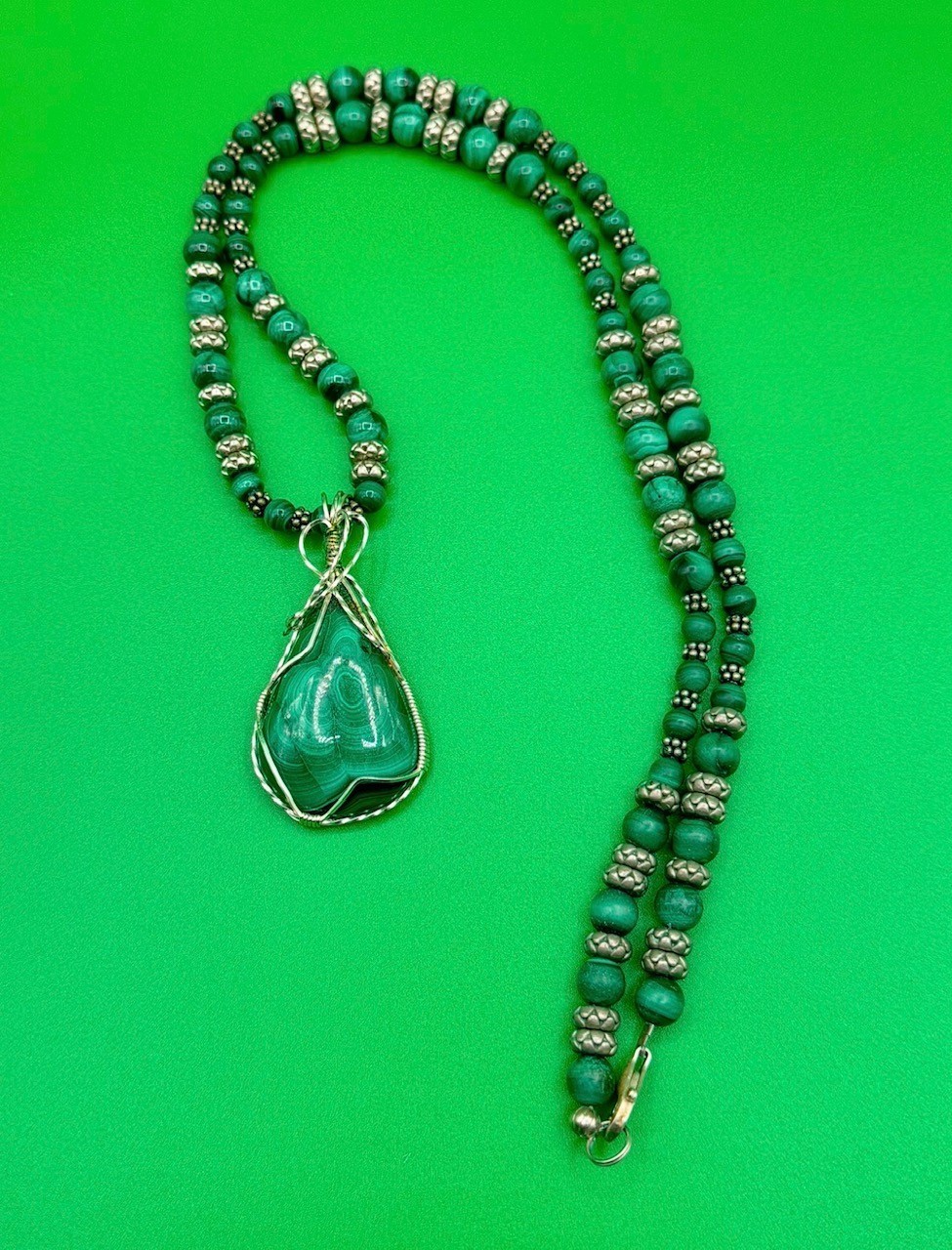 Malachite and sterling wire wrapped pendant necklace handcrafted 28 in 140 gm