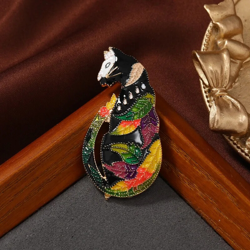 Fashion Cat Brooch Women’s Sweater Pin Accessories