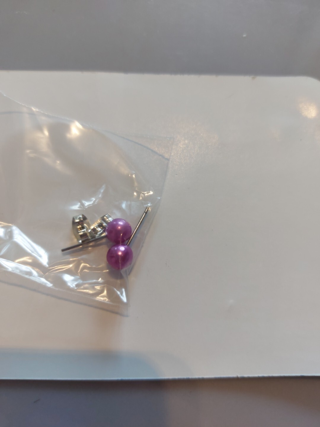 5mm Purple Stud Earrings. New (C90)