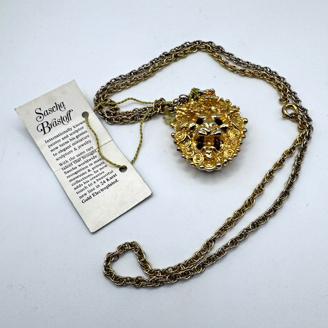 Sascha Brastoff 24k Gold Electroplated LionHead Pendant Necklace with Chain