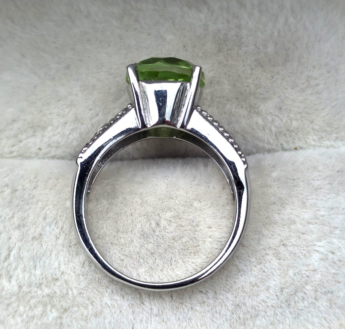 Chartreuse Quartz Solitaire Heart Band Ring in Stainless Steel 3.75 ctw Sz 8