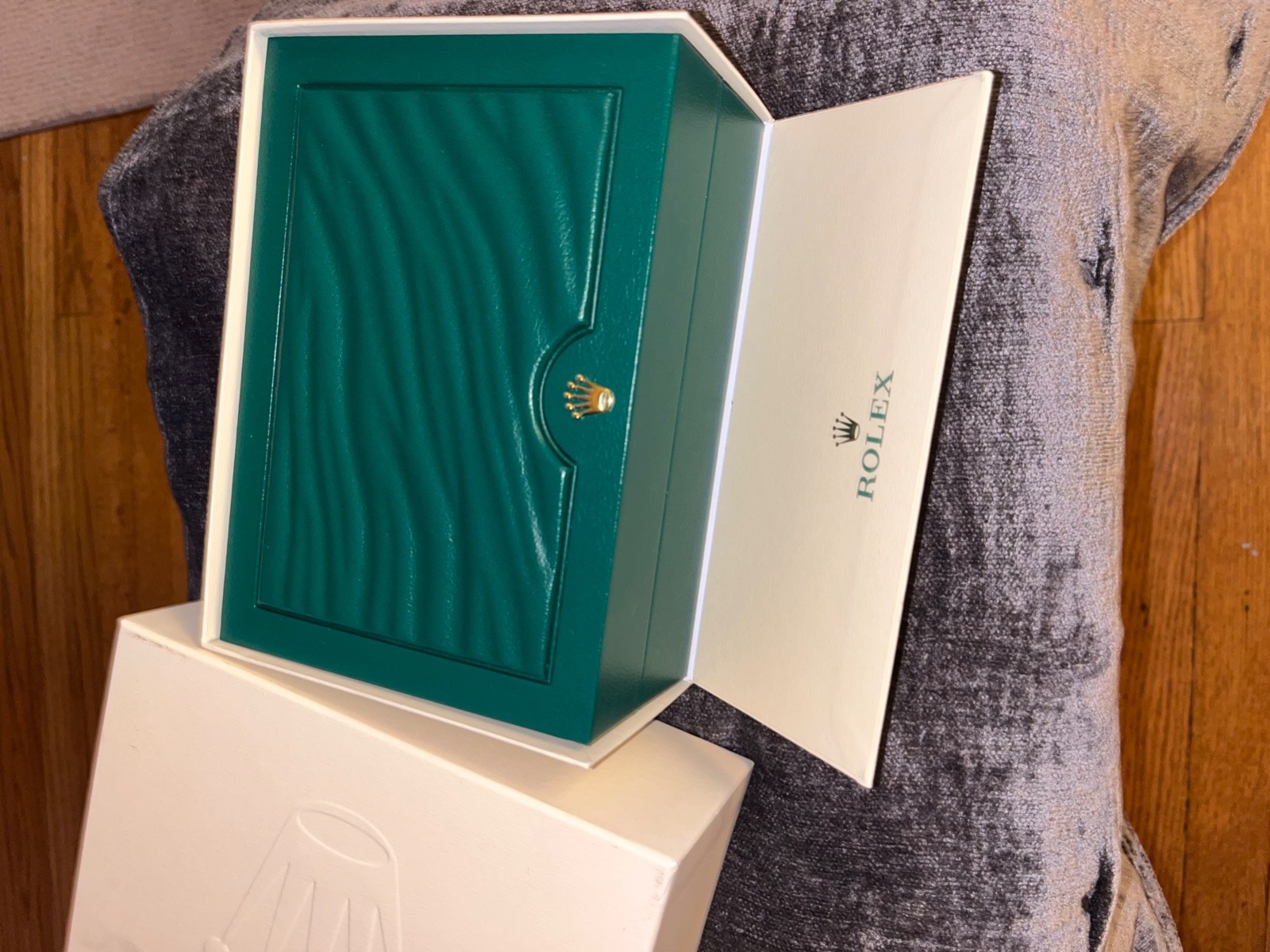 Authentic ROLEX Submariner Watch Box FULL SET WITH TWO LINKS 41mm 124060