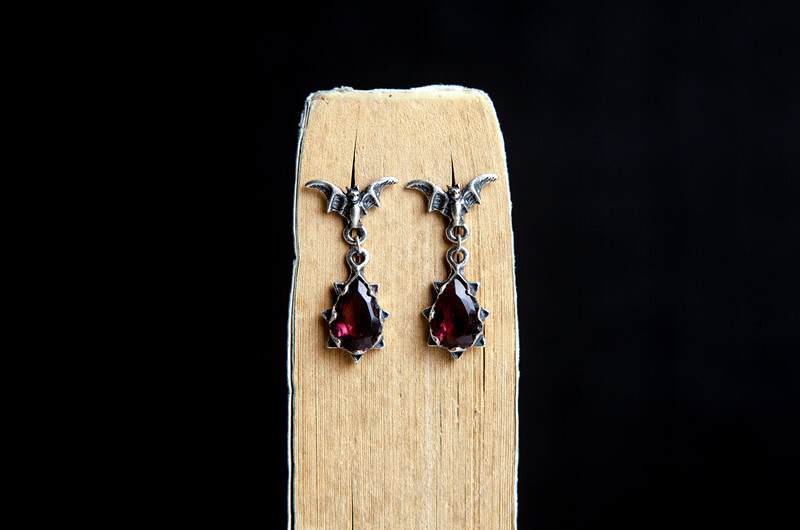 925 Sterling Silver Bat Wing Crystal Drop Earrings Victorian Gothic Dark Romance