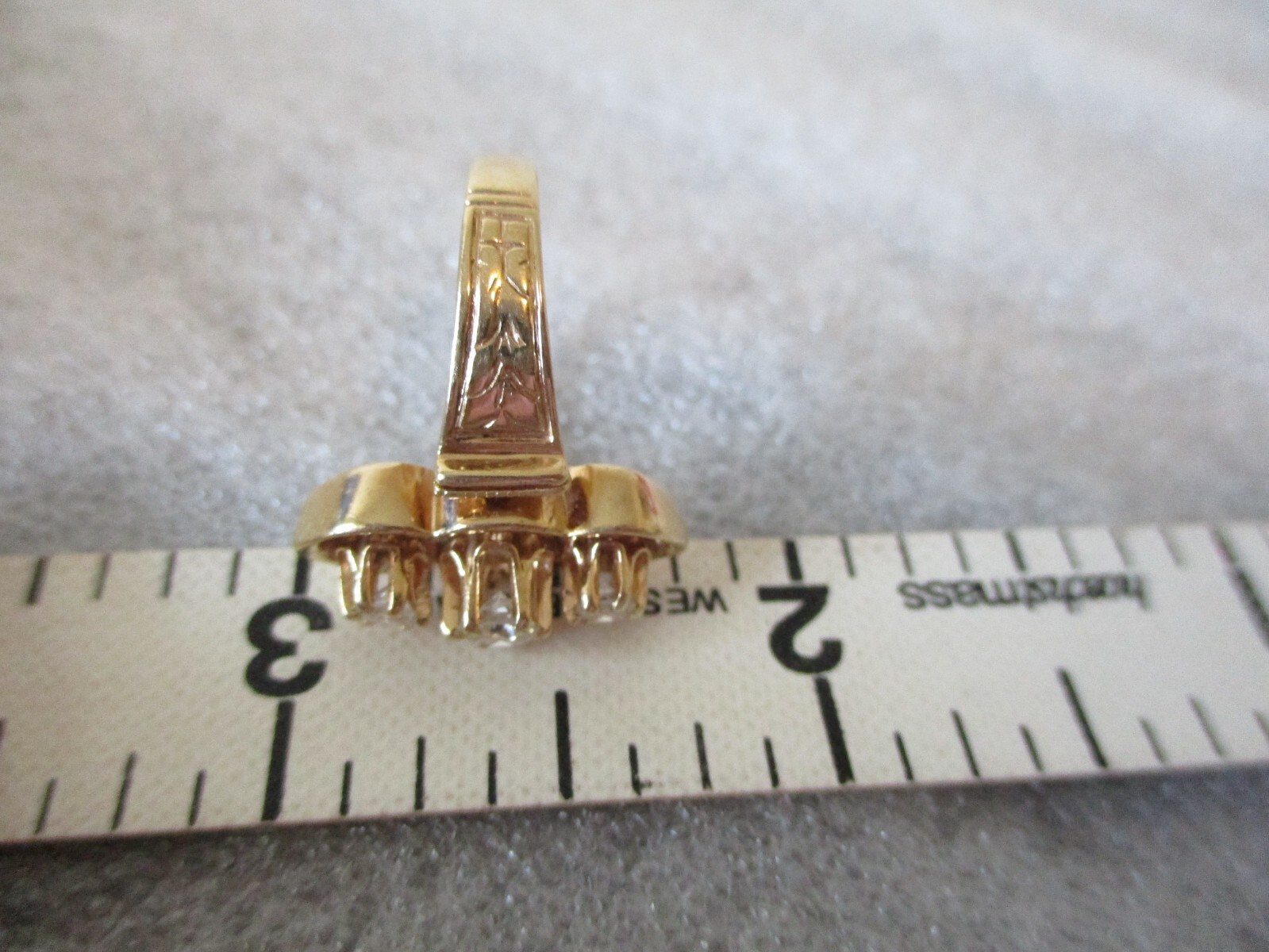 VTG 14K YELLOW GOLD (.30ct APPOX) DIAMOND RING 3 VERTICAL BUTTERCUP SZ 5.5/5.43g
